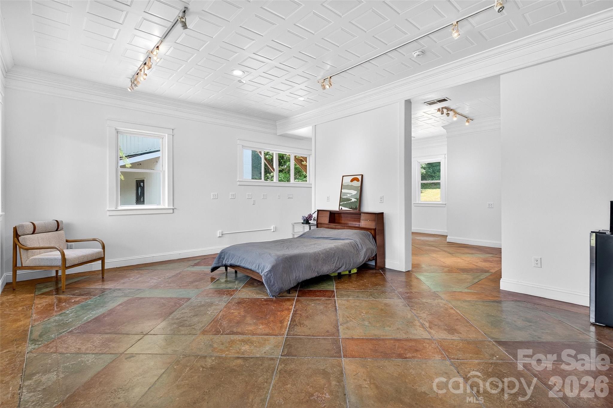 626 Old Lytle Cove Road Property Photo 8