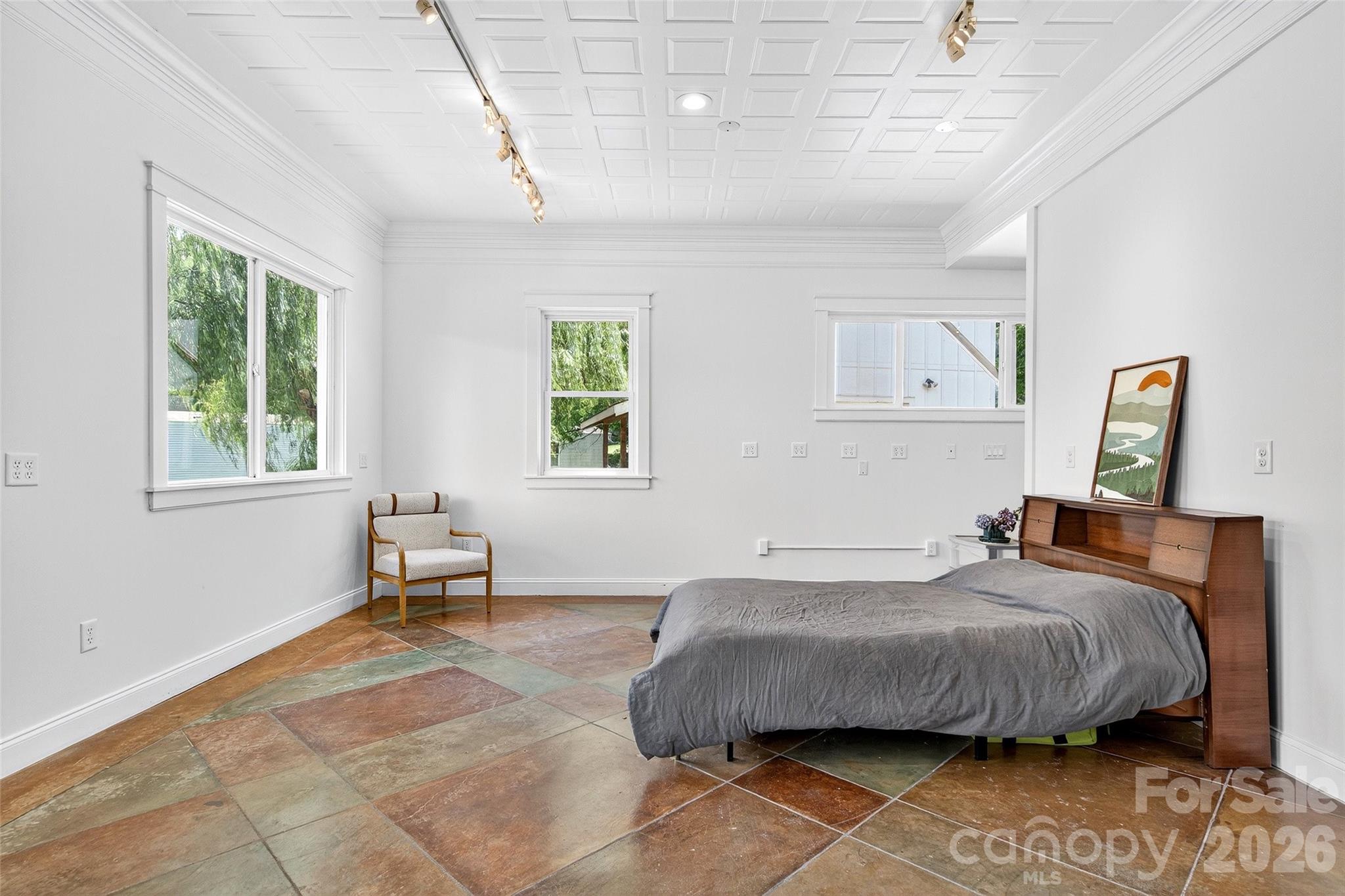 626 Old Lytle Cove Road Property Photo 9
