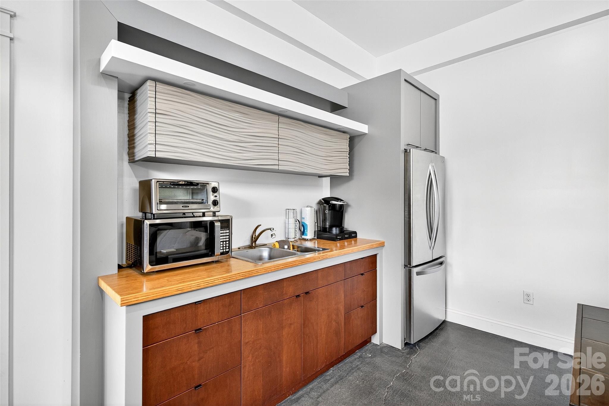 626 Old Lytle Cove Road Property Photo 17