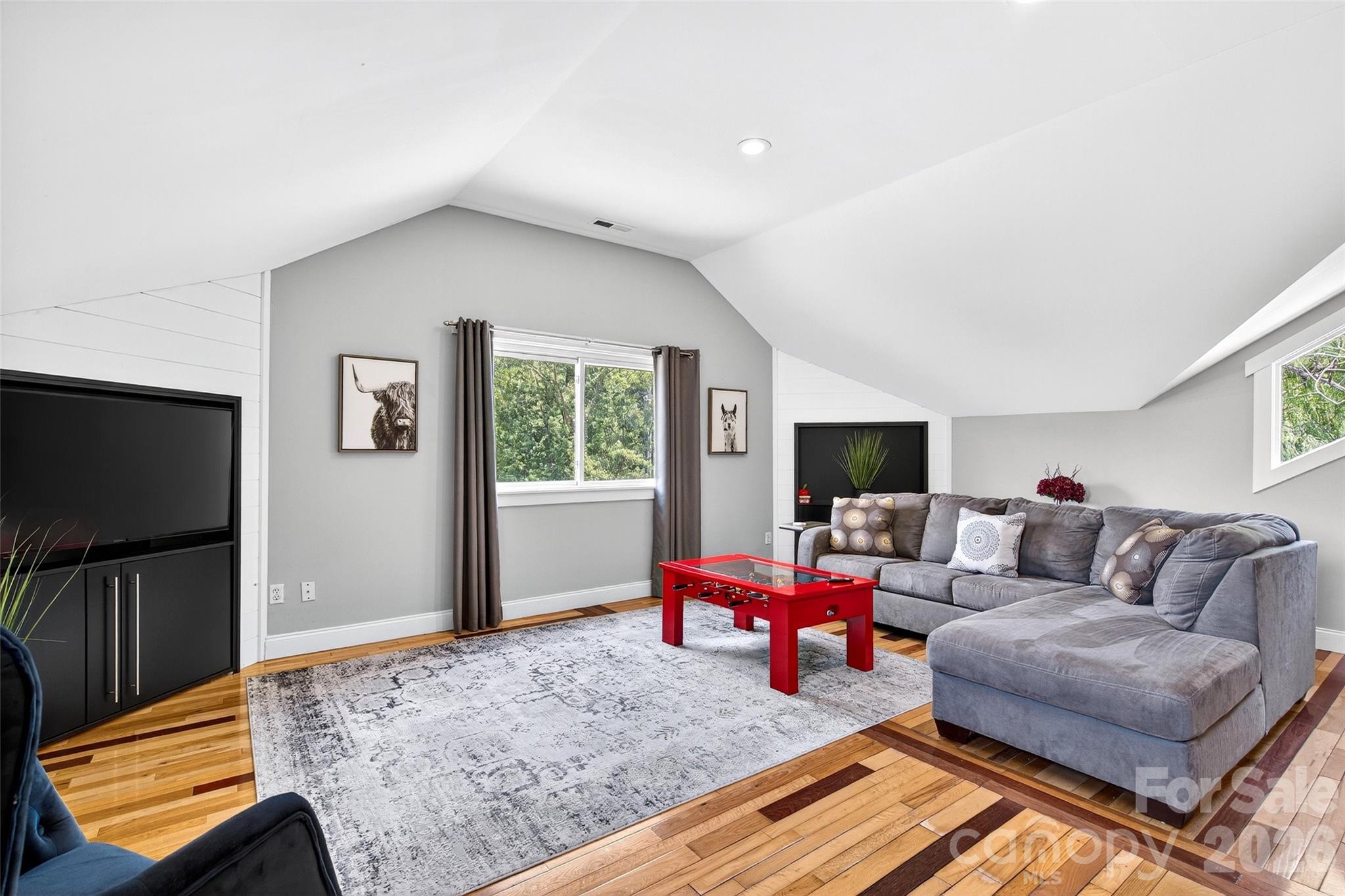 626 Old Lytle Cove Road Property Photo 32