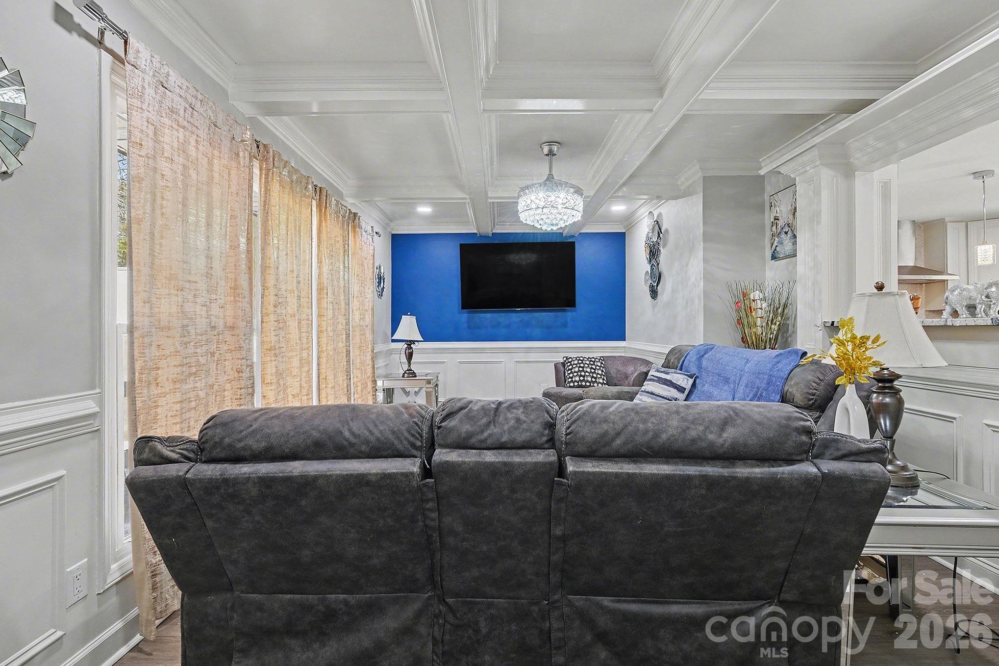 632 Treasure Drive Property Photo 6