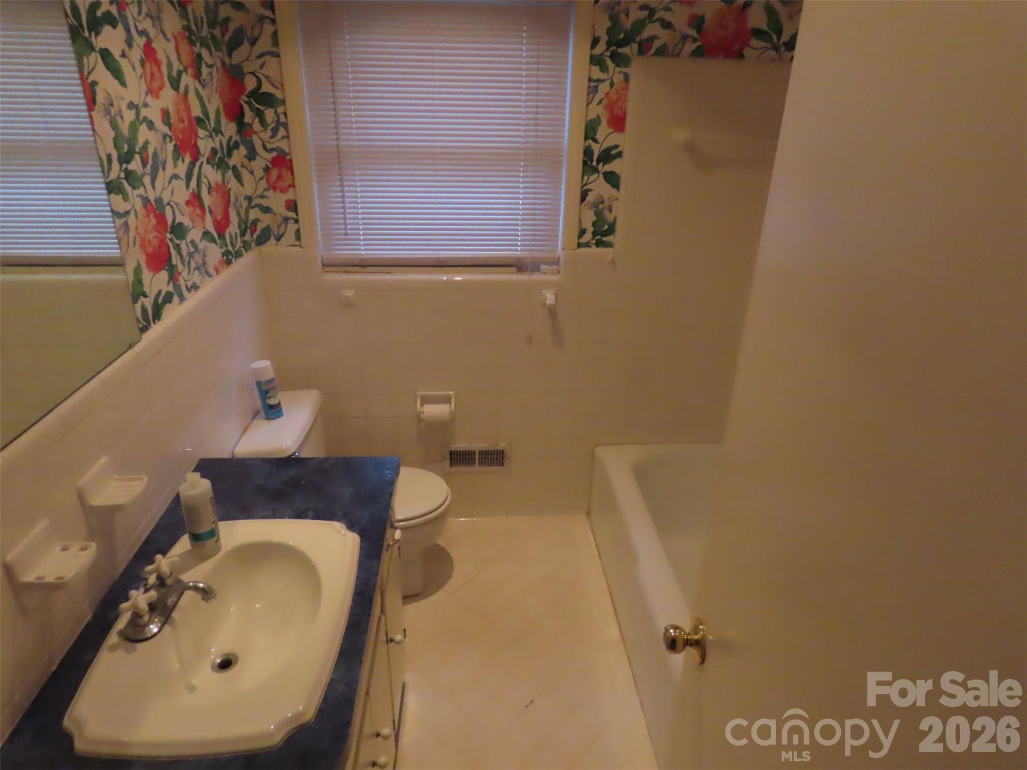7636 Michael Drive Property Photo 18