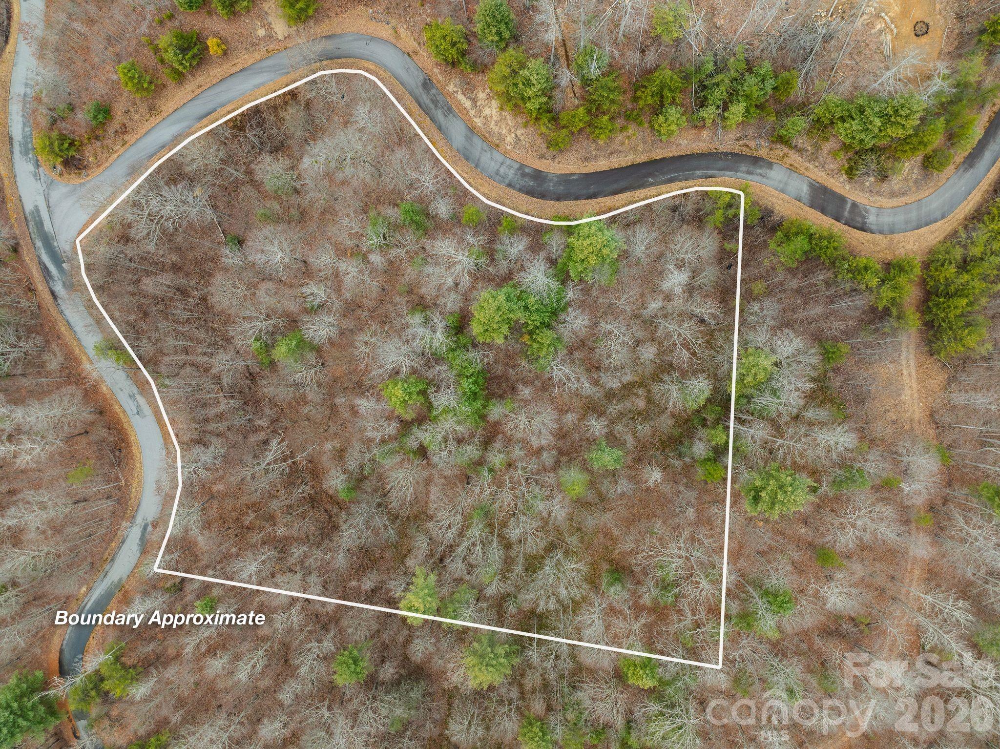400 Pine Cone Trail 20 Property Photo 5