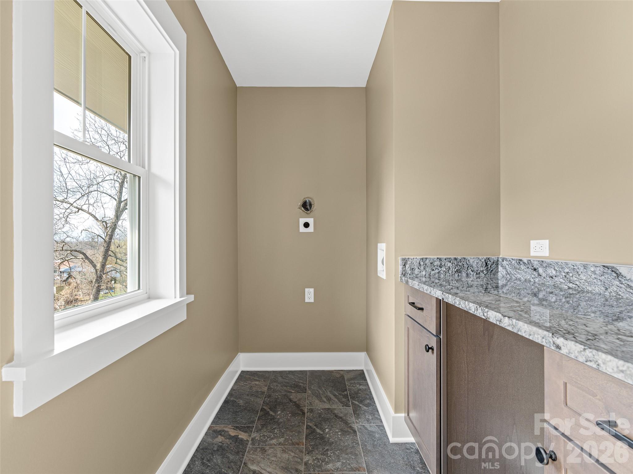 112 Alma Lane Property Photo 36