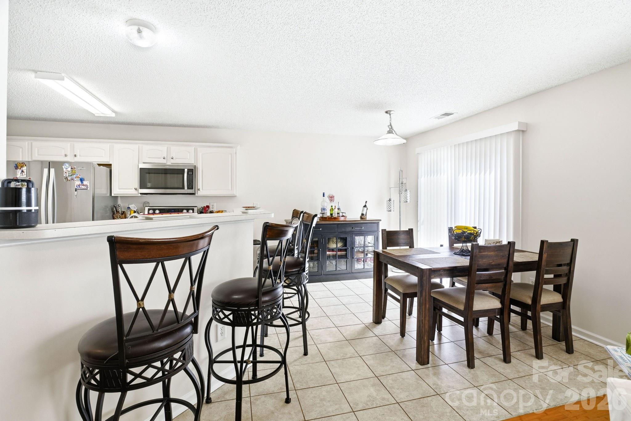 2260 Wexford Way Property Photo 10