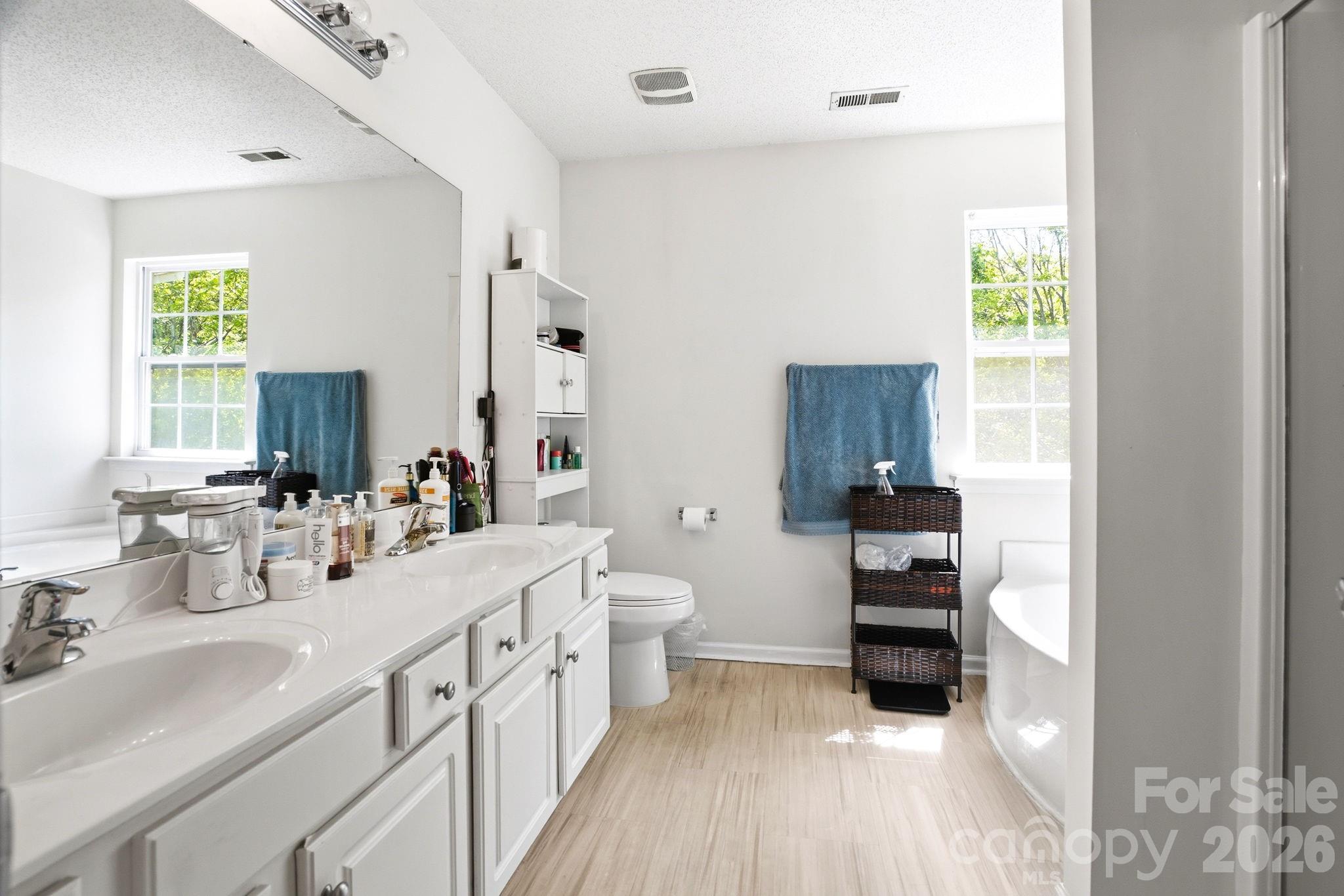 2260 Wexford Way Property Photo 22