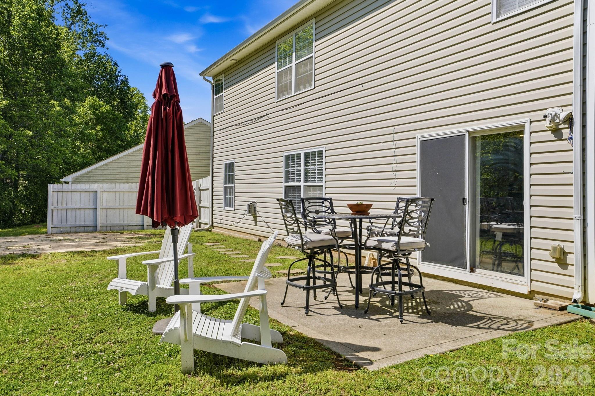 2260 Wexford Way Property Photo 32