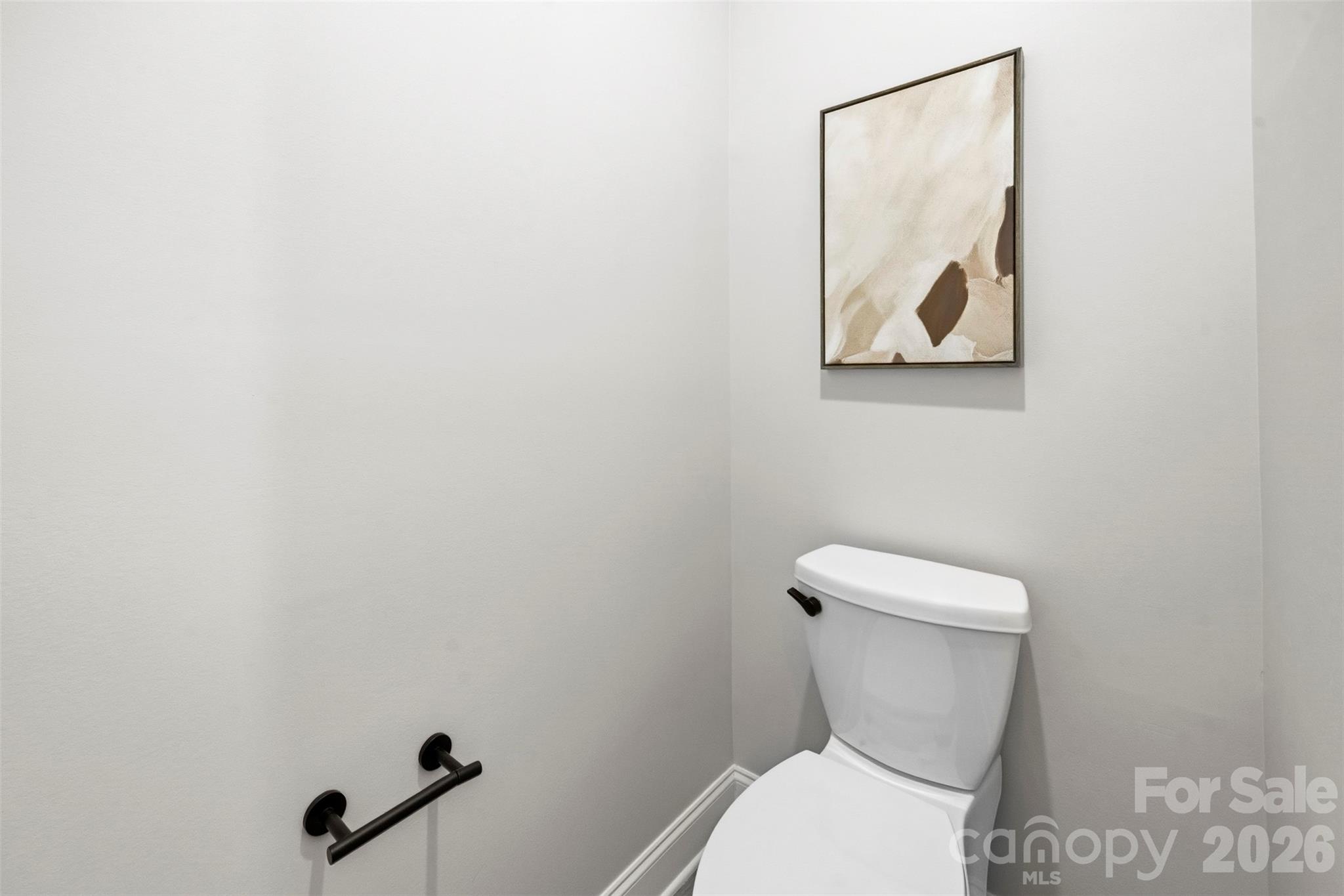 105 N Smallwood Place Property Photo 18