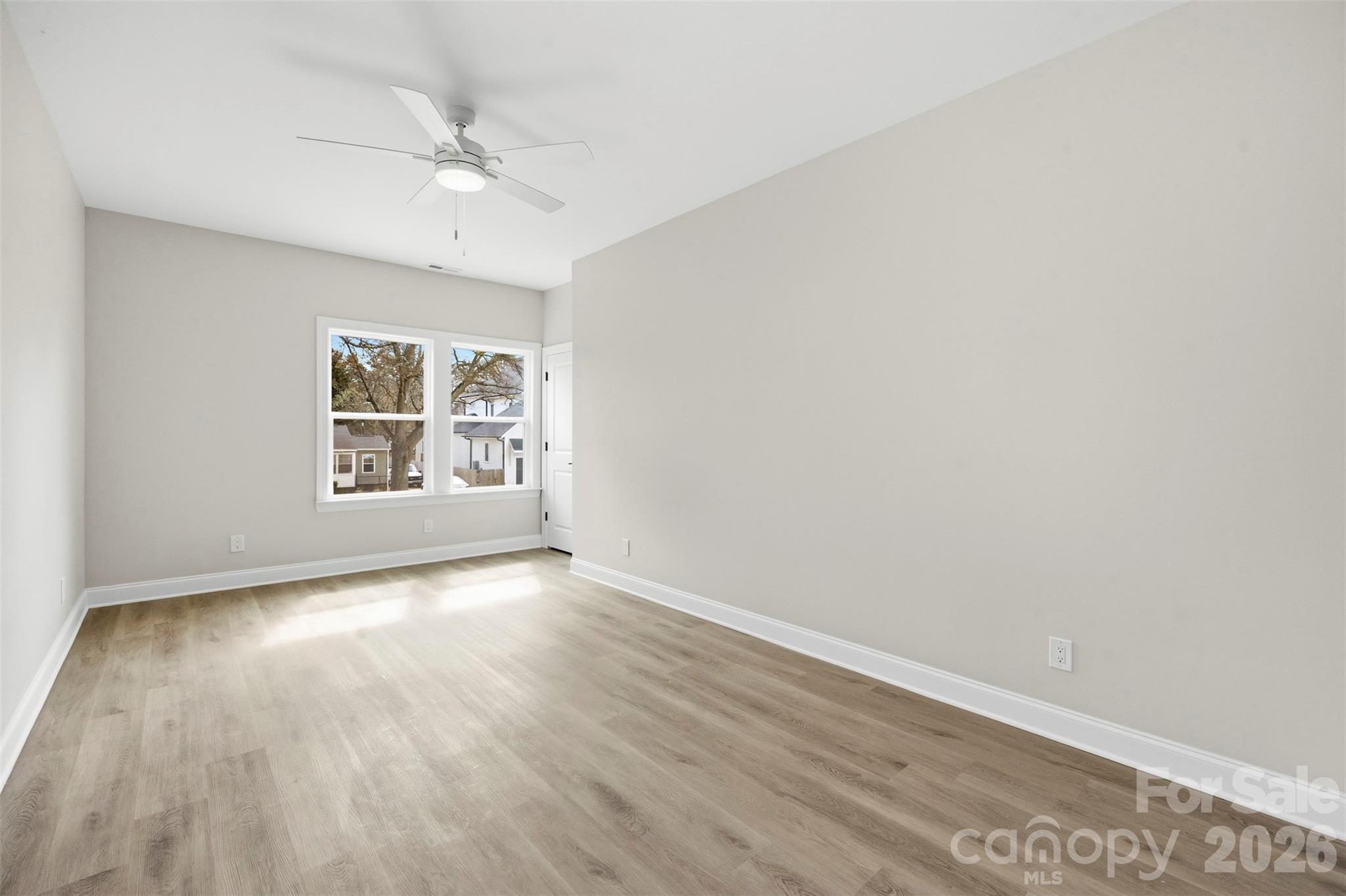 105 N Smallwood Place Property Photo 24