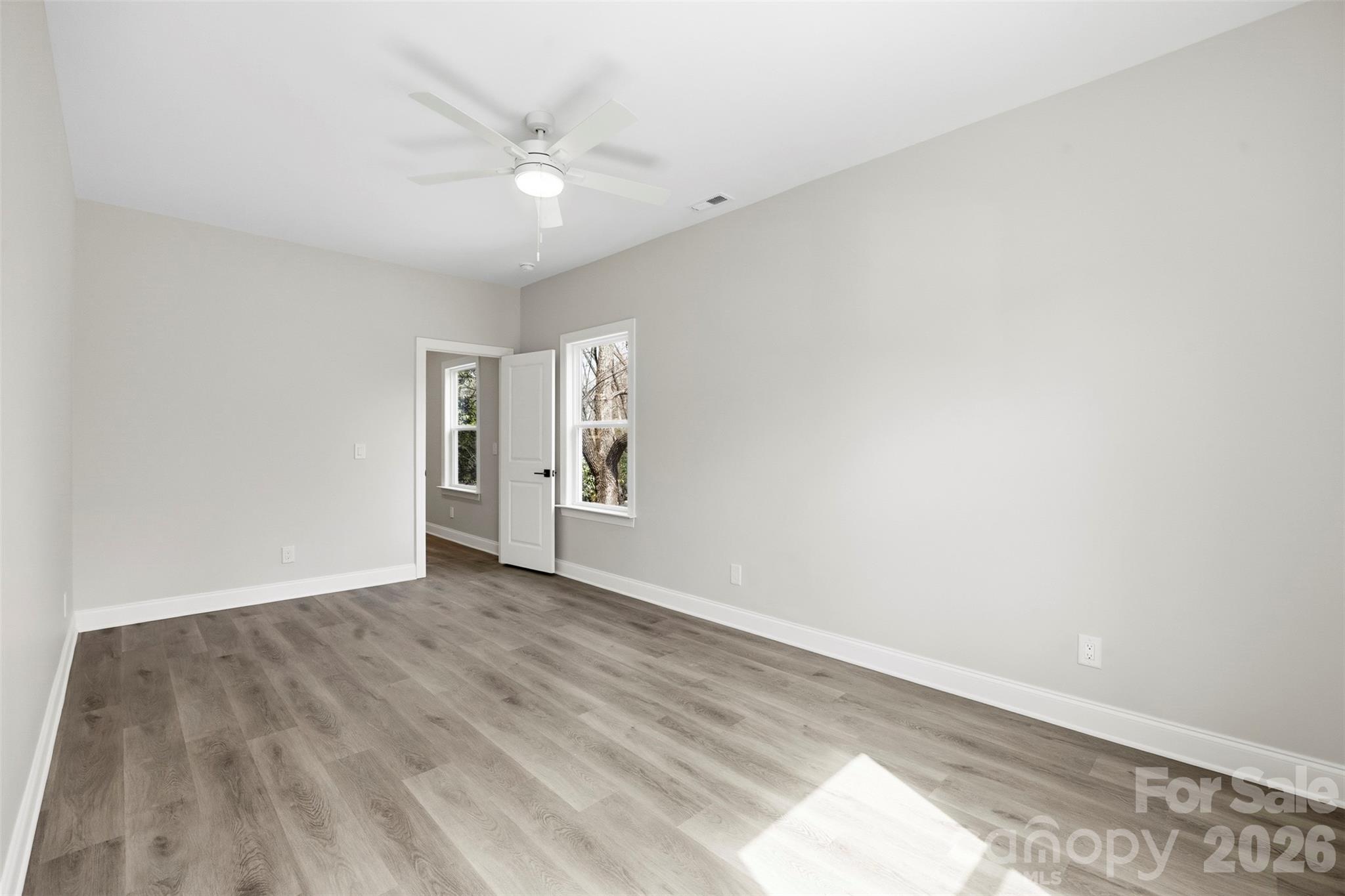 105 N Smallwood Place Property Photo 25
