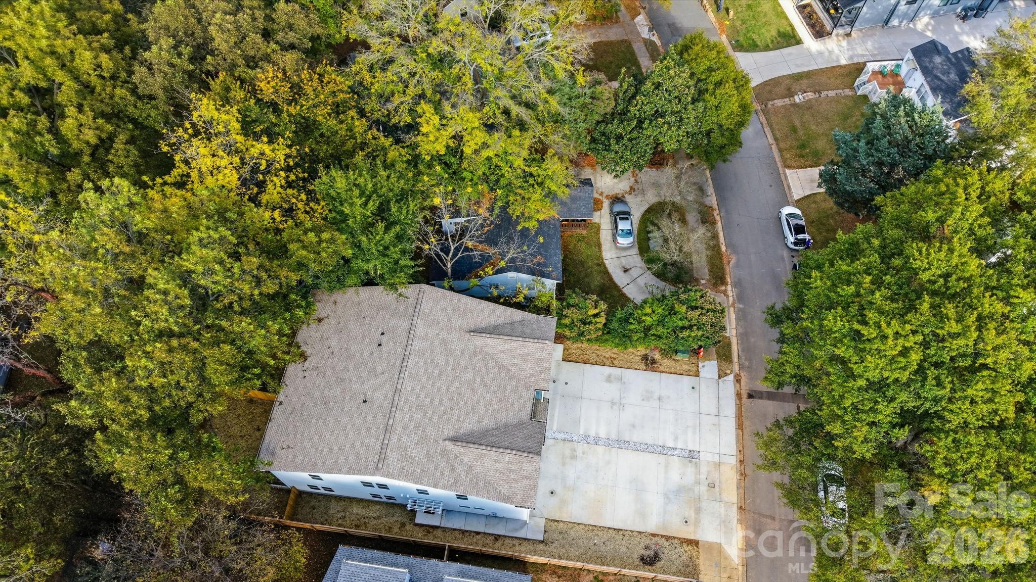 105 N Smallwood Place Property Photo 31