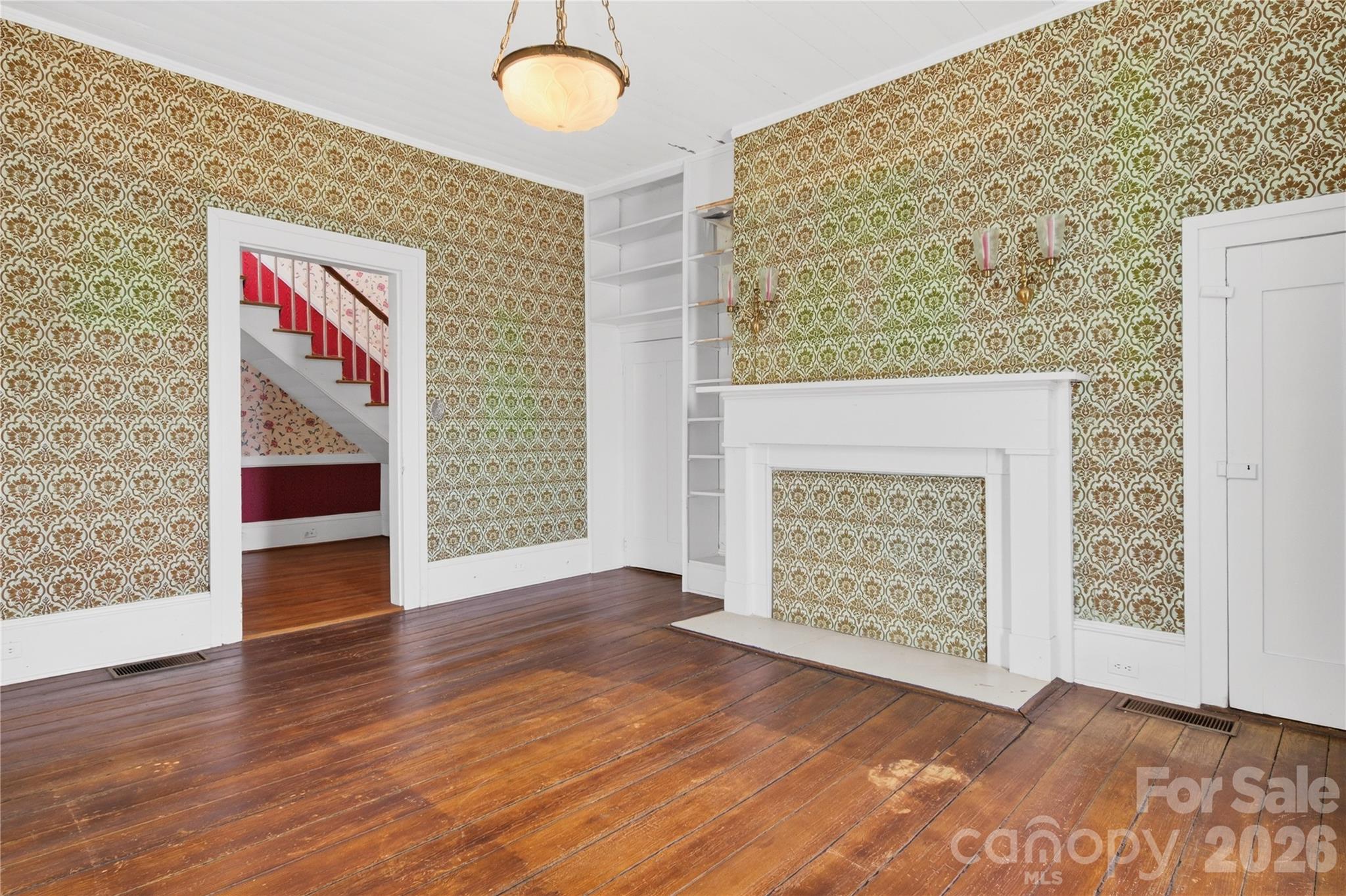 11124 Eastfield Road Property Photo 10