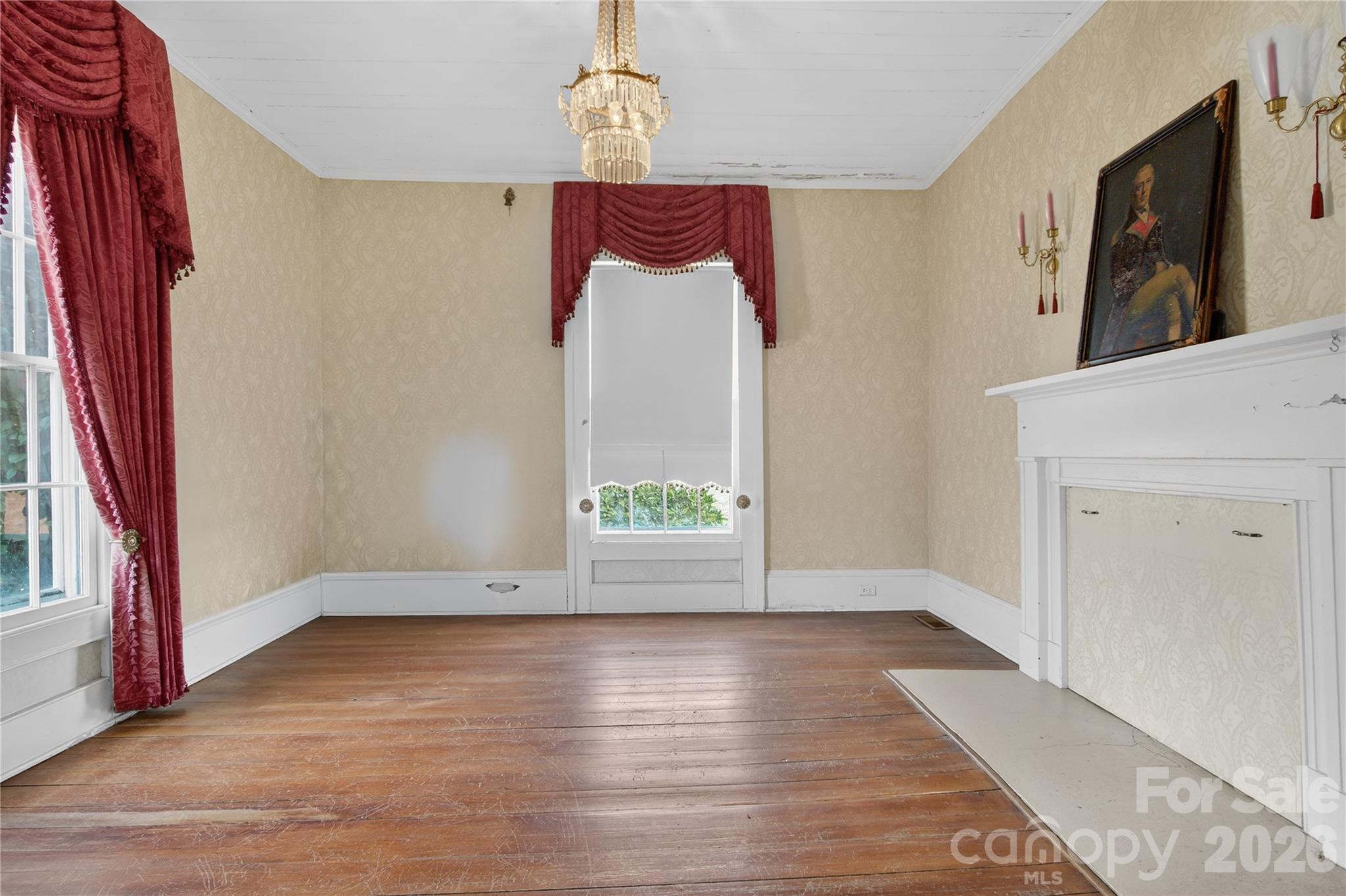 11124 Eastfield Road Property Photo 10