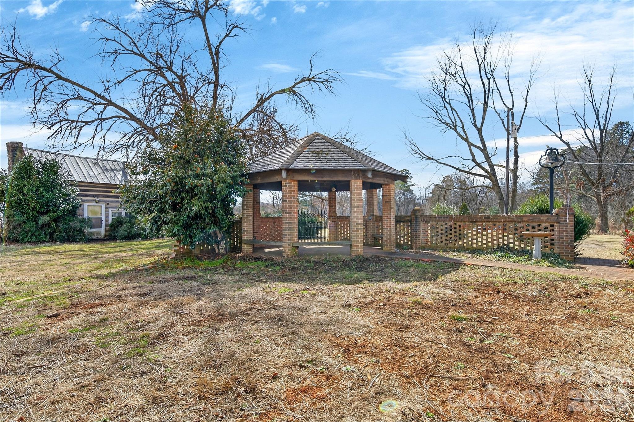 11124 Eastfield Road Property Photo 34