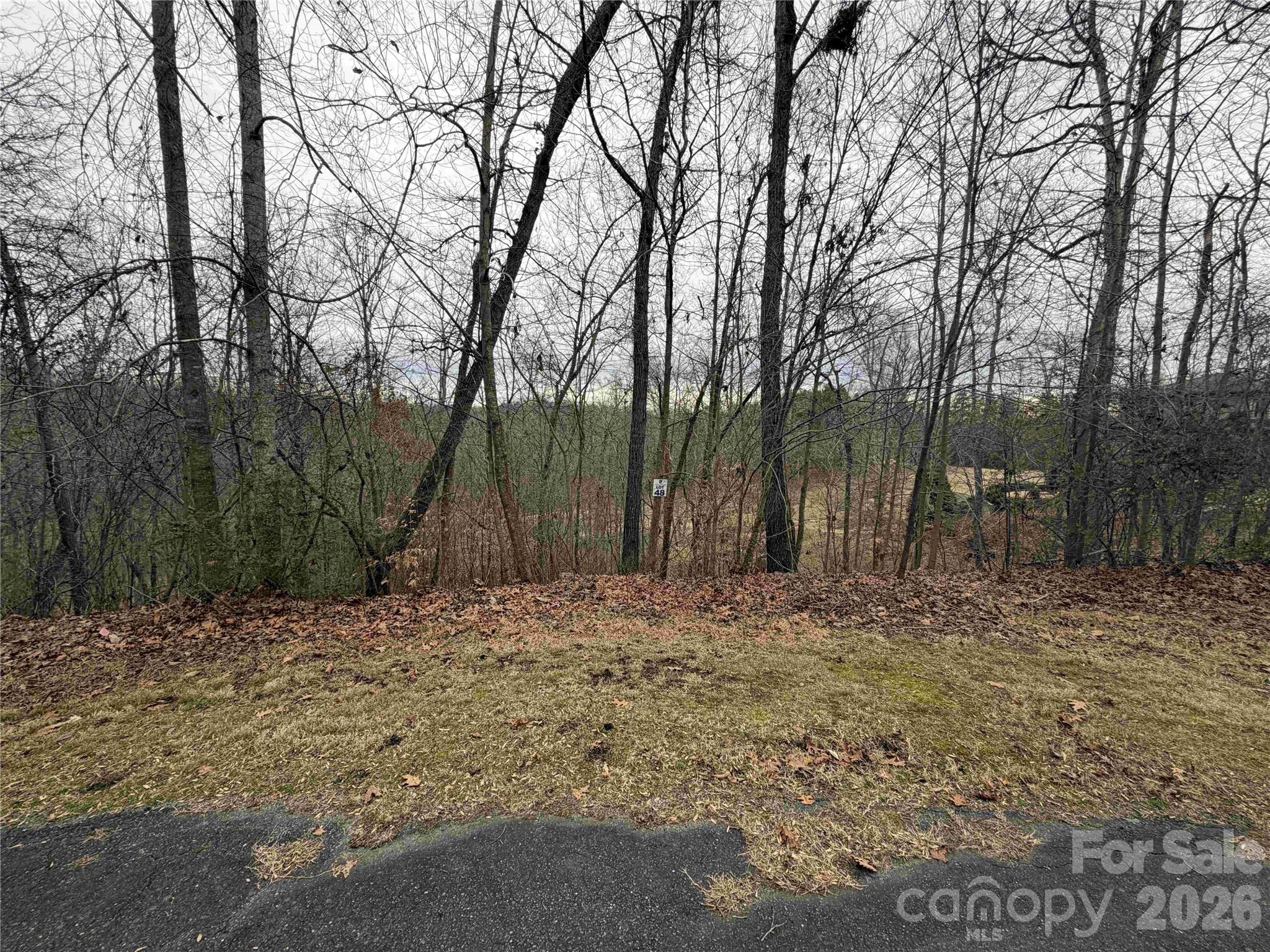 112 Commanche Court Property Photo 1