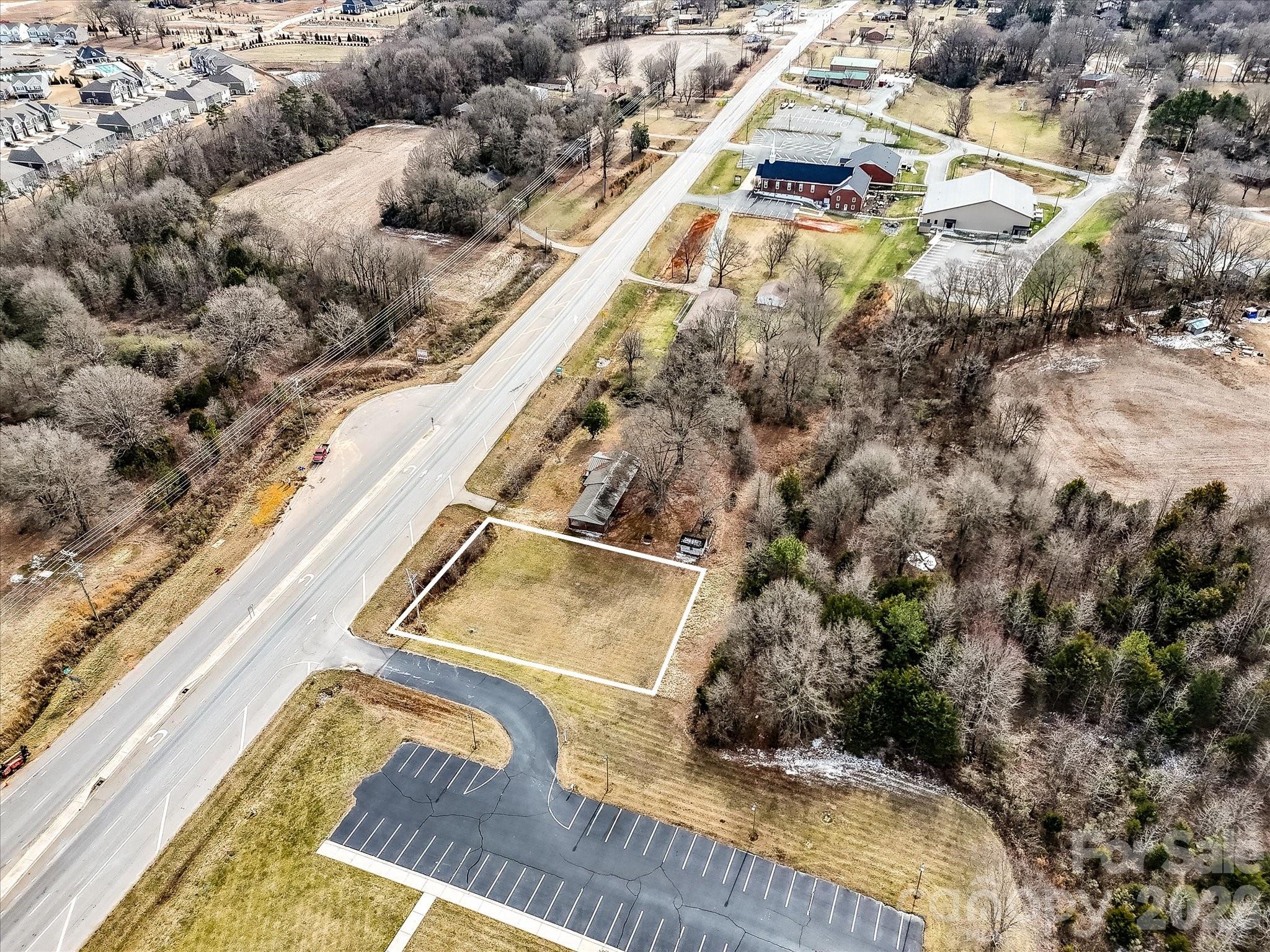 2635 Concord Highway Property Photo 2