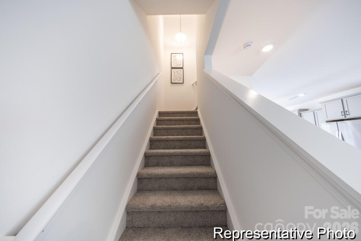 245 Cliffwood Street 12 Property Photo 14