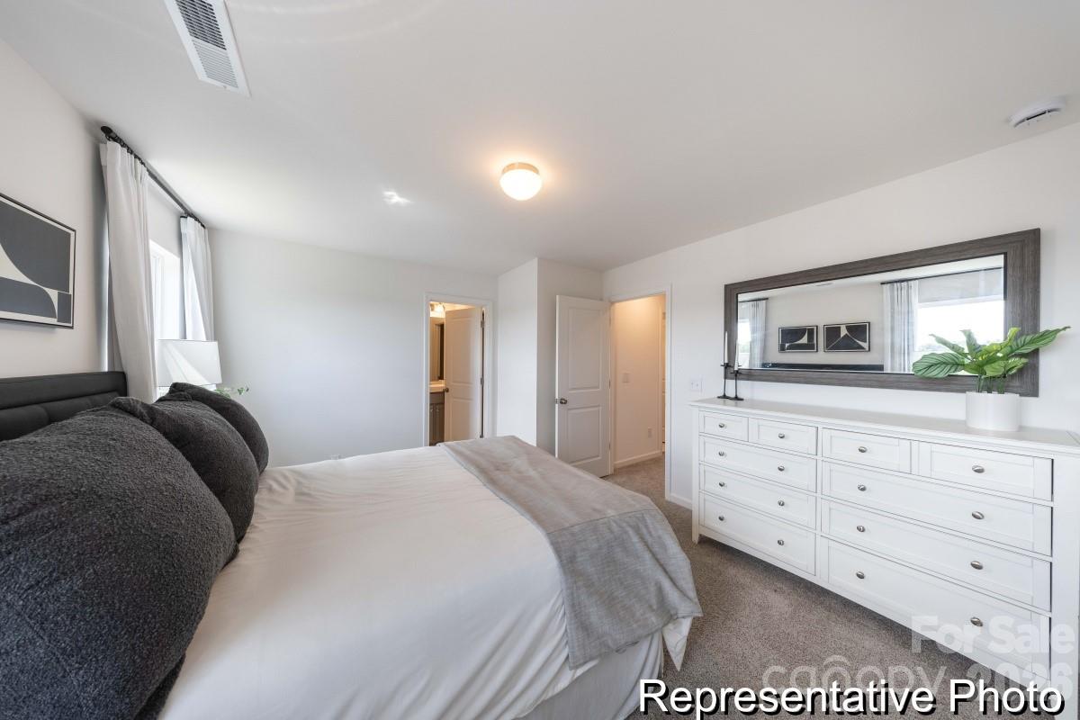 245 Cliffwood Street 12 Property Photo 18