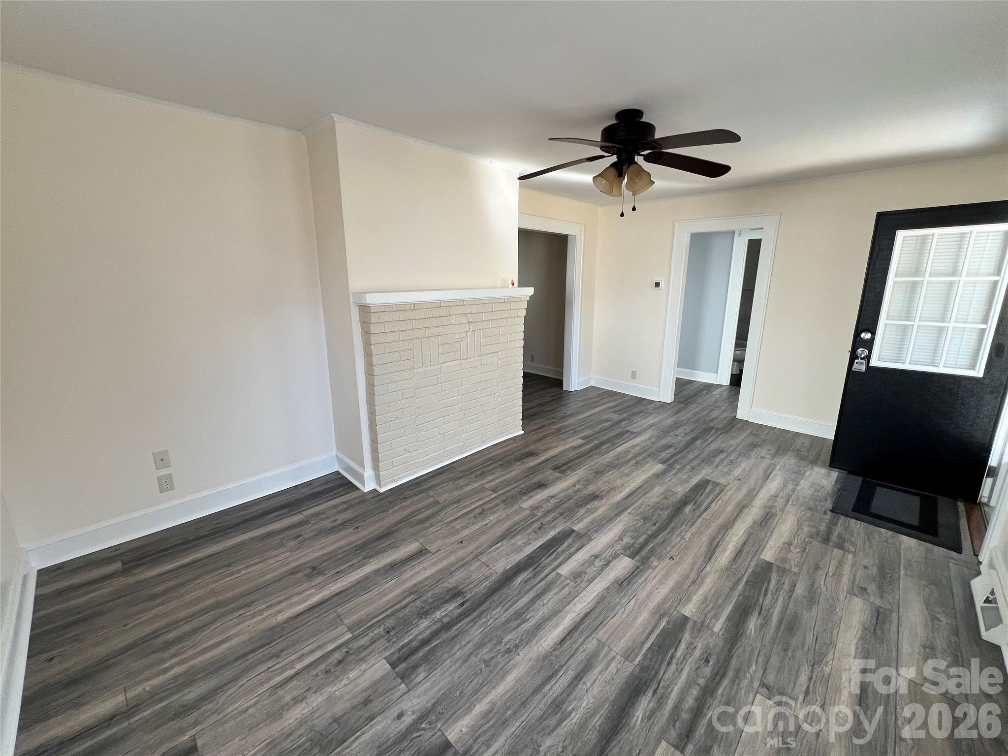615 Arlington Avenue Property Photo 4