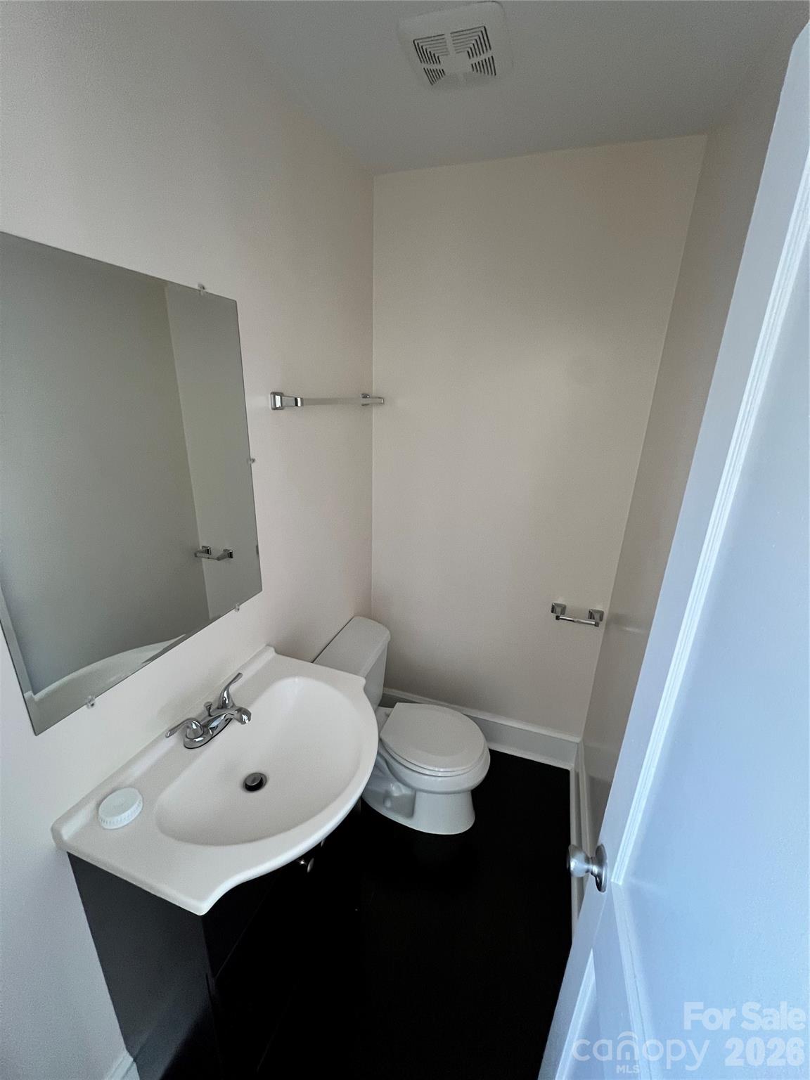 615 Arlington Avenue Property Photo 16