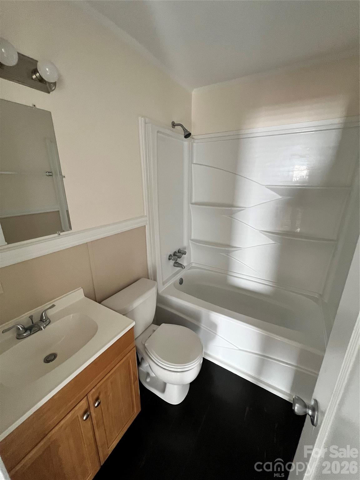 615 Arlington Avenue Property Photo 19