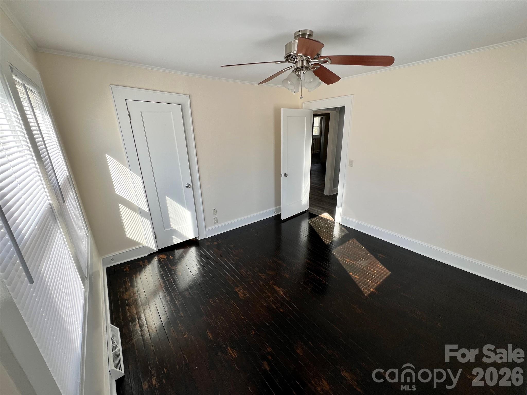 615 Arlington Avenue Property Photo 21