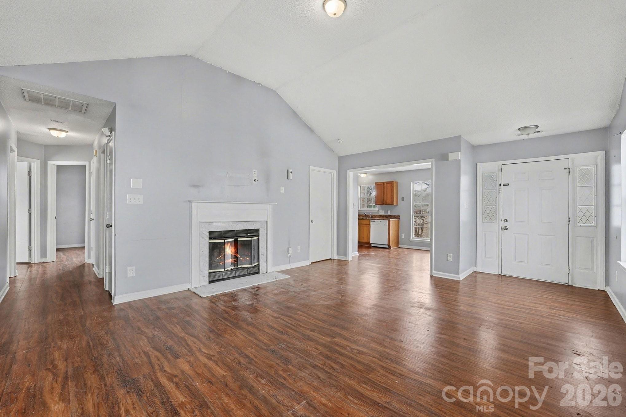 1709 Jeffrey Bryan Drive Property Photo 4