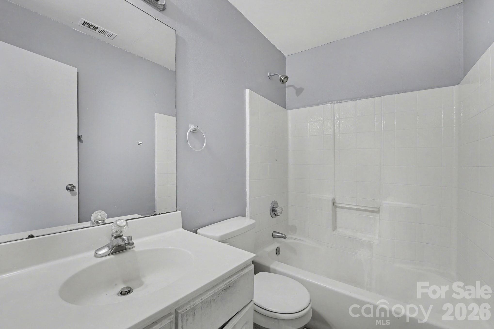 1709 Jeffrey Bryan Drive Property Photo 11