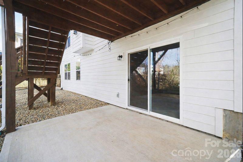 7200 Irongate Drive Property Photo 27