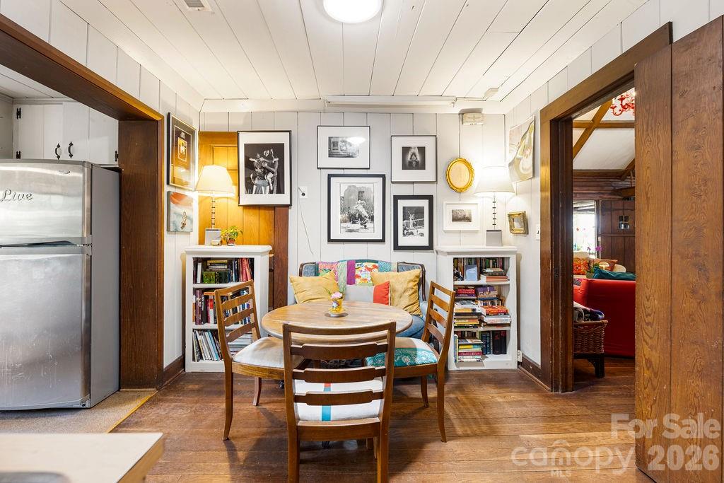 2107 Mandarin Boulevard Property Photo 18