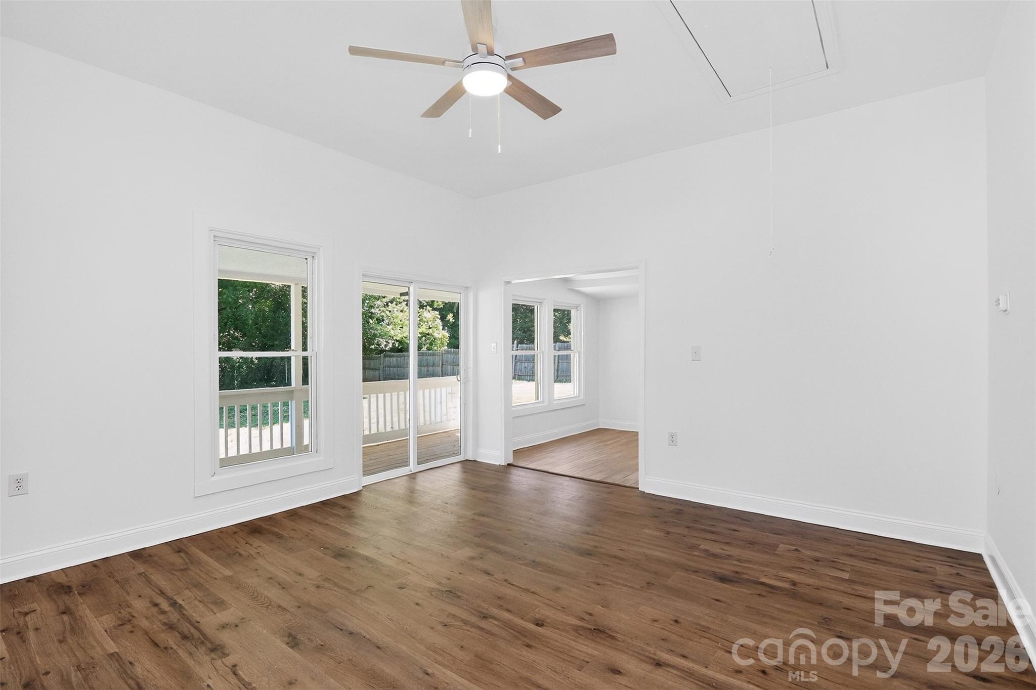110 Wells Street Property Photo 7