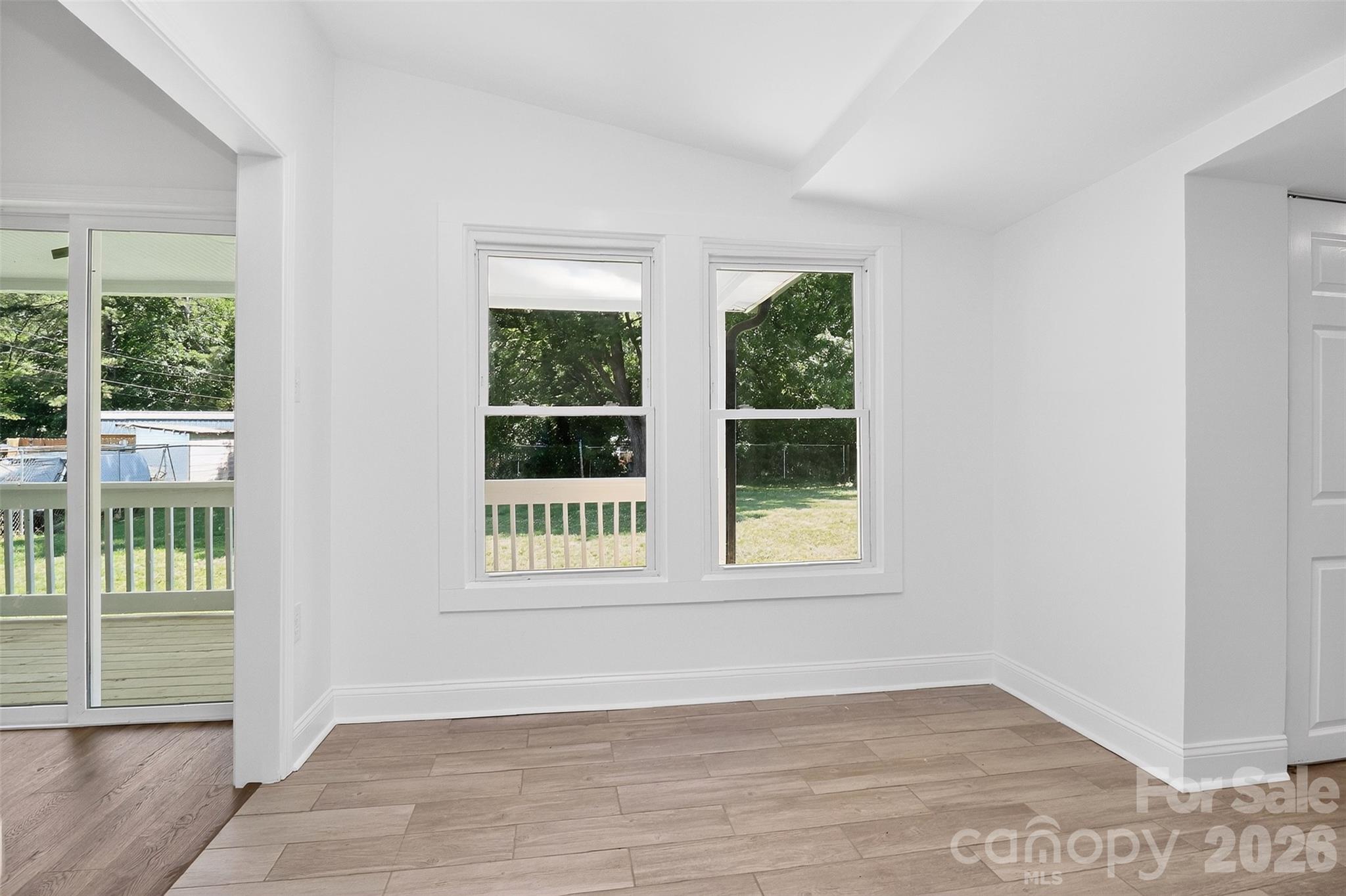 110 Wells Street Property Photo 20
