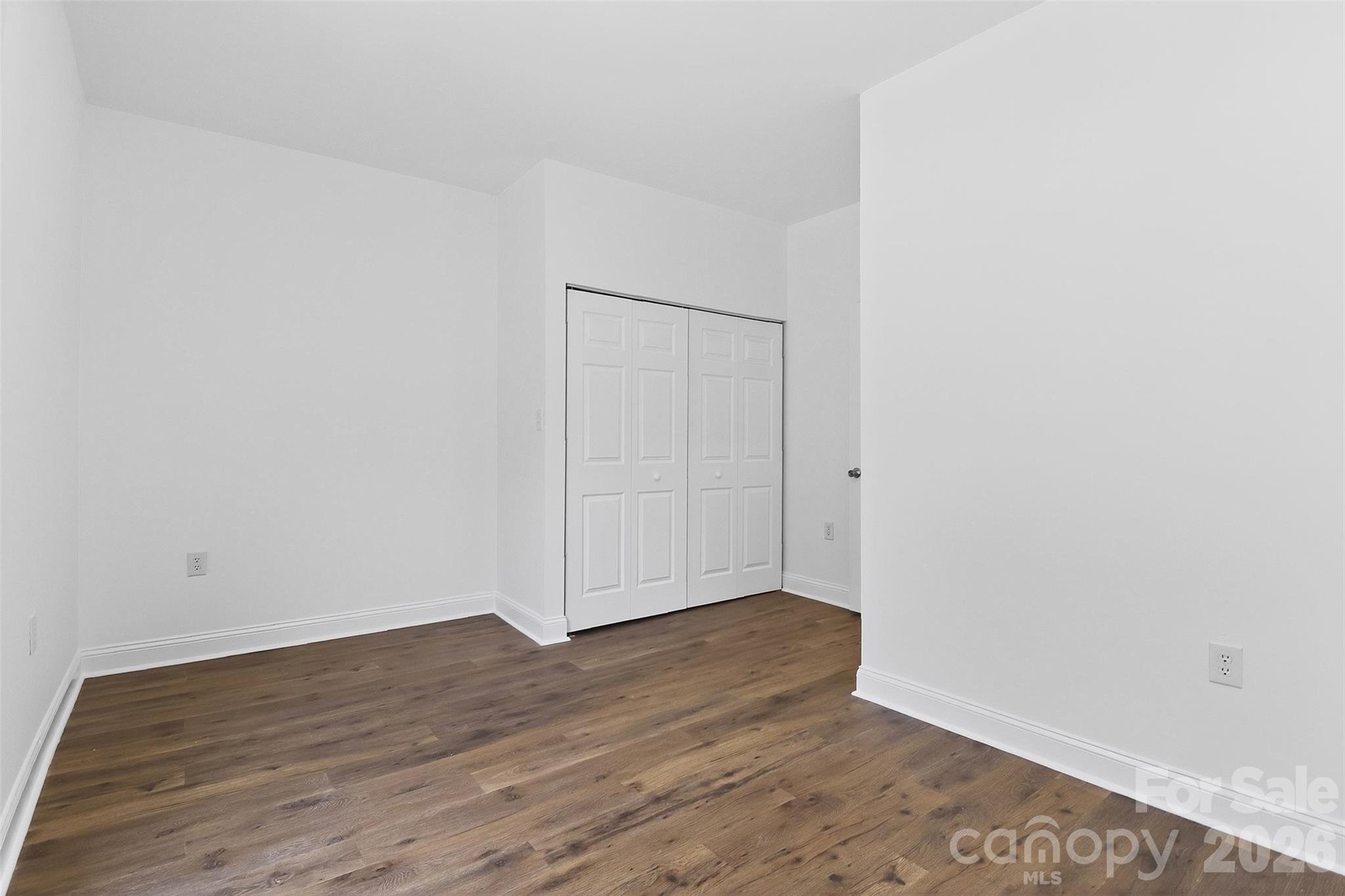 110 Wells Street Property Photo 26