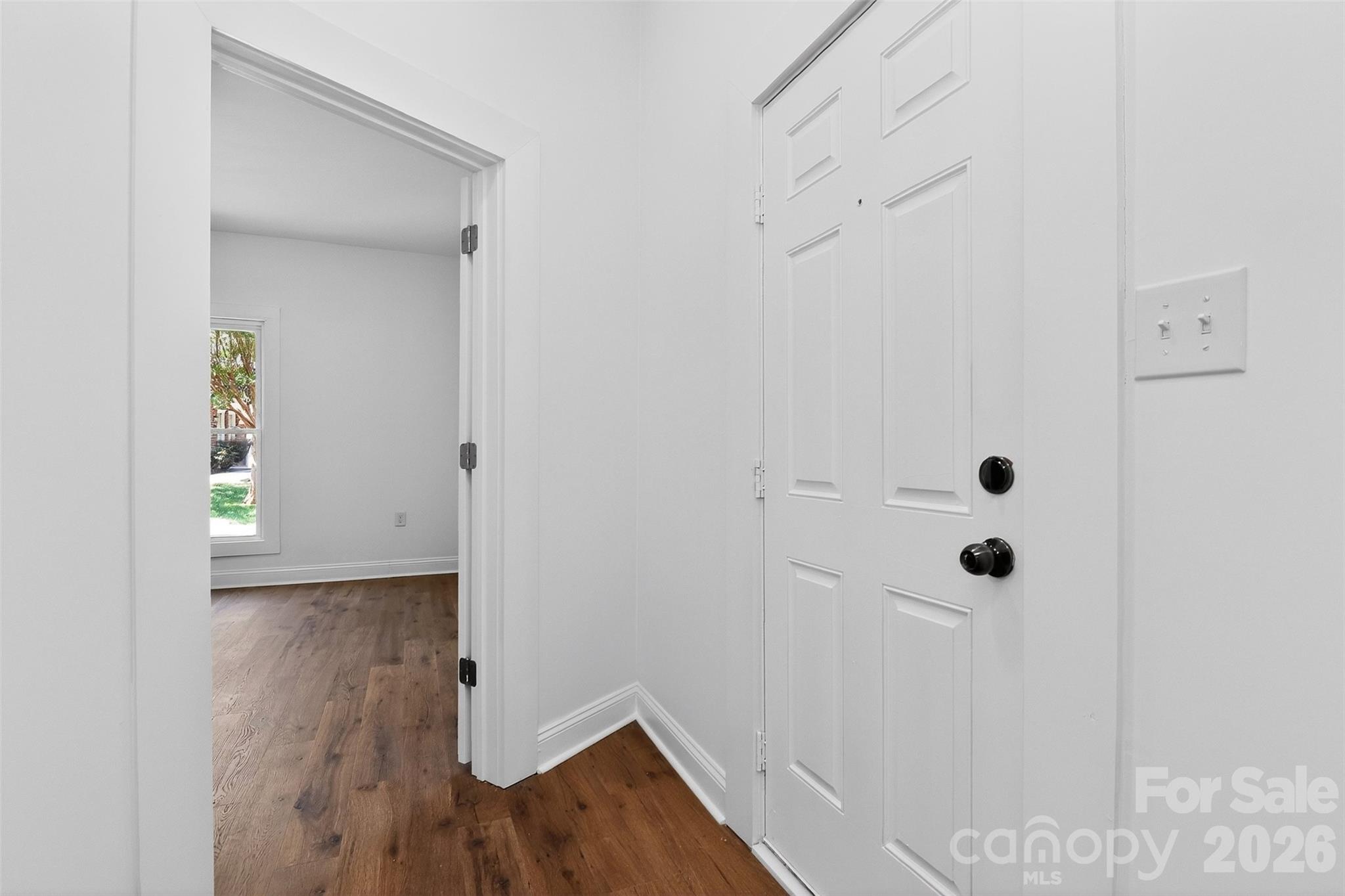 110 Wells Street Property Photo 31