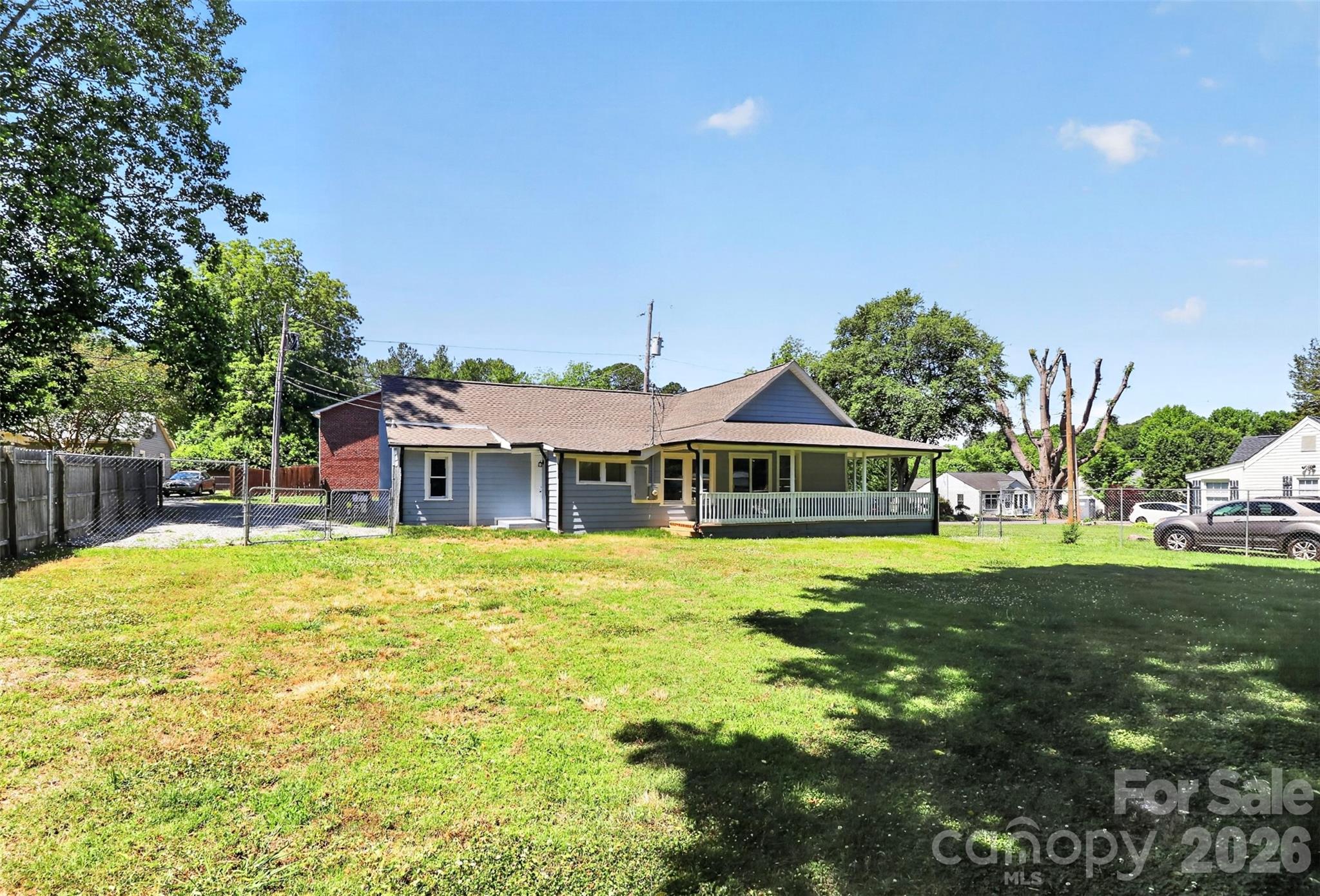 110 Wells Street Property Photo 34