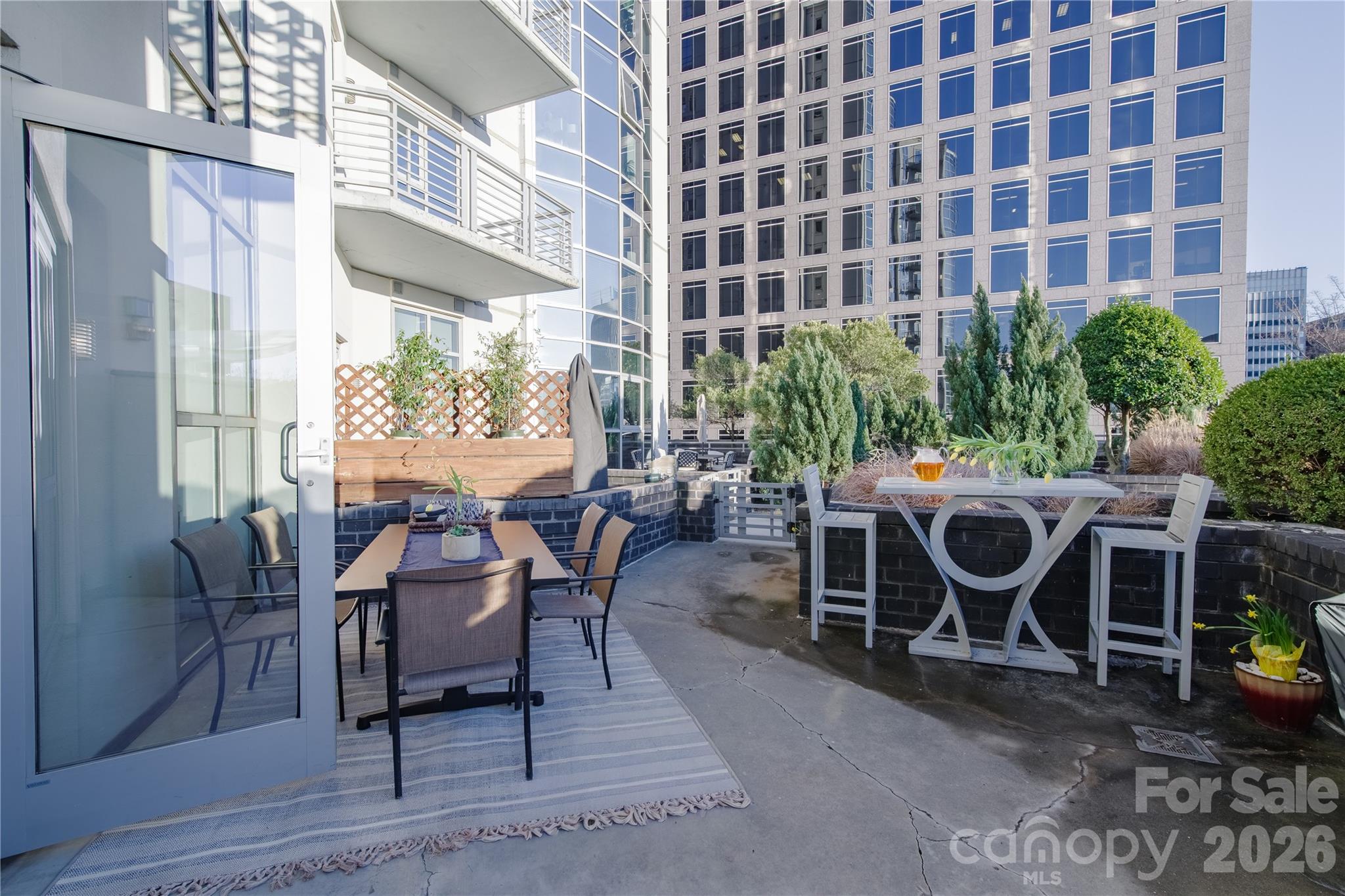 333 W Trade Street 708 Property Photo 14