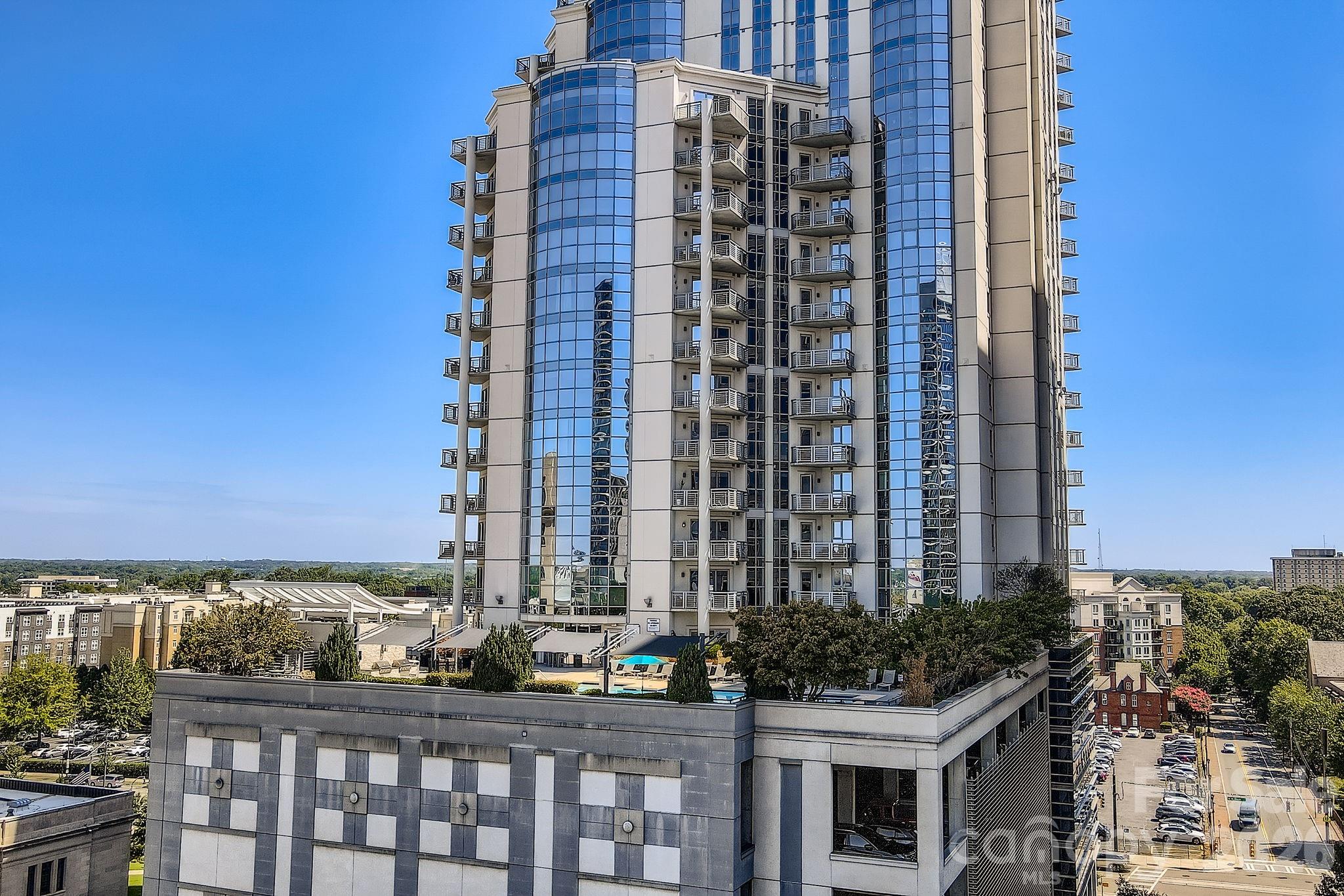 333 W Trade Street 708 Property Photo 27