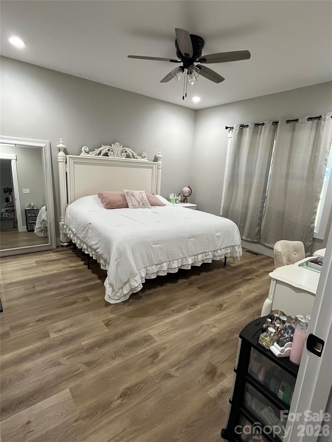 4050 Fairview Drive 9 Property Photo 7