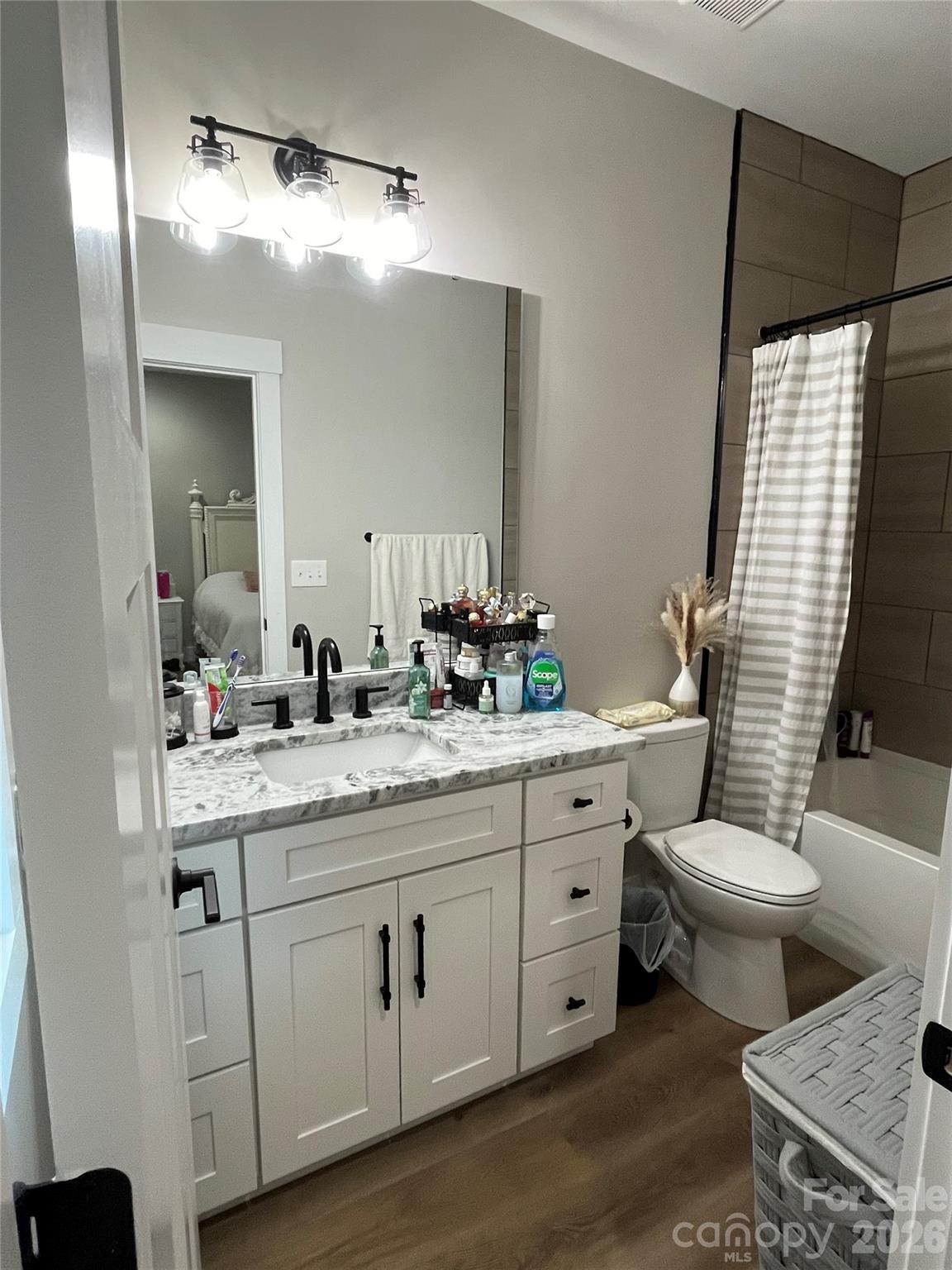 4050 Fairview Drive 9 Property Photo 8