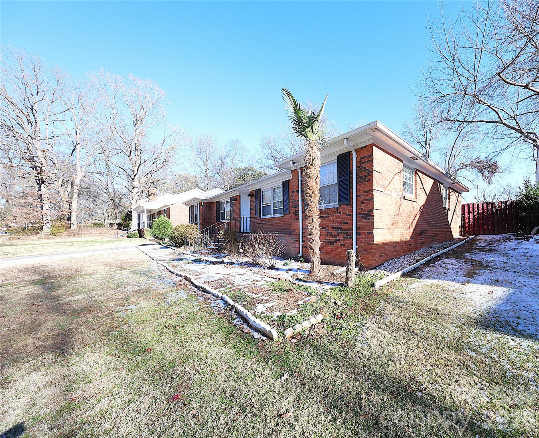 6625 Old Post Road Property Photo 4