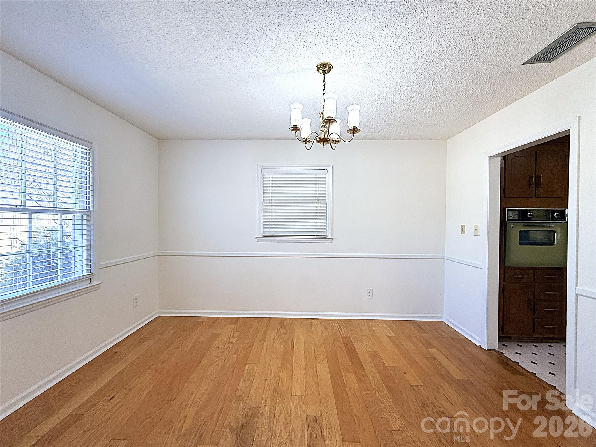 6625 Old Post Road Property Photo 7