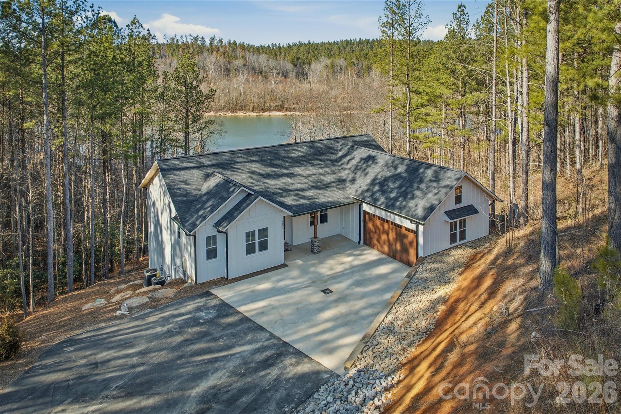 291 Table Rock Trace Property Photo 1