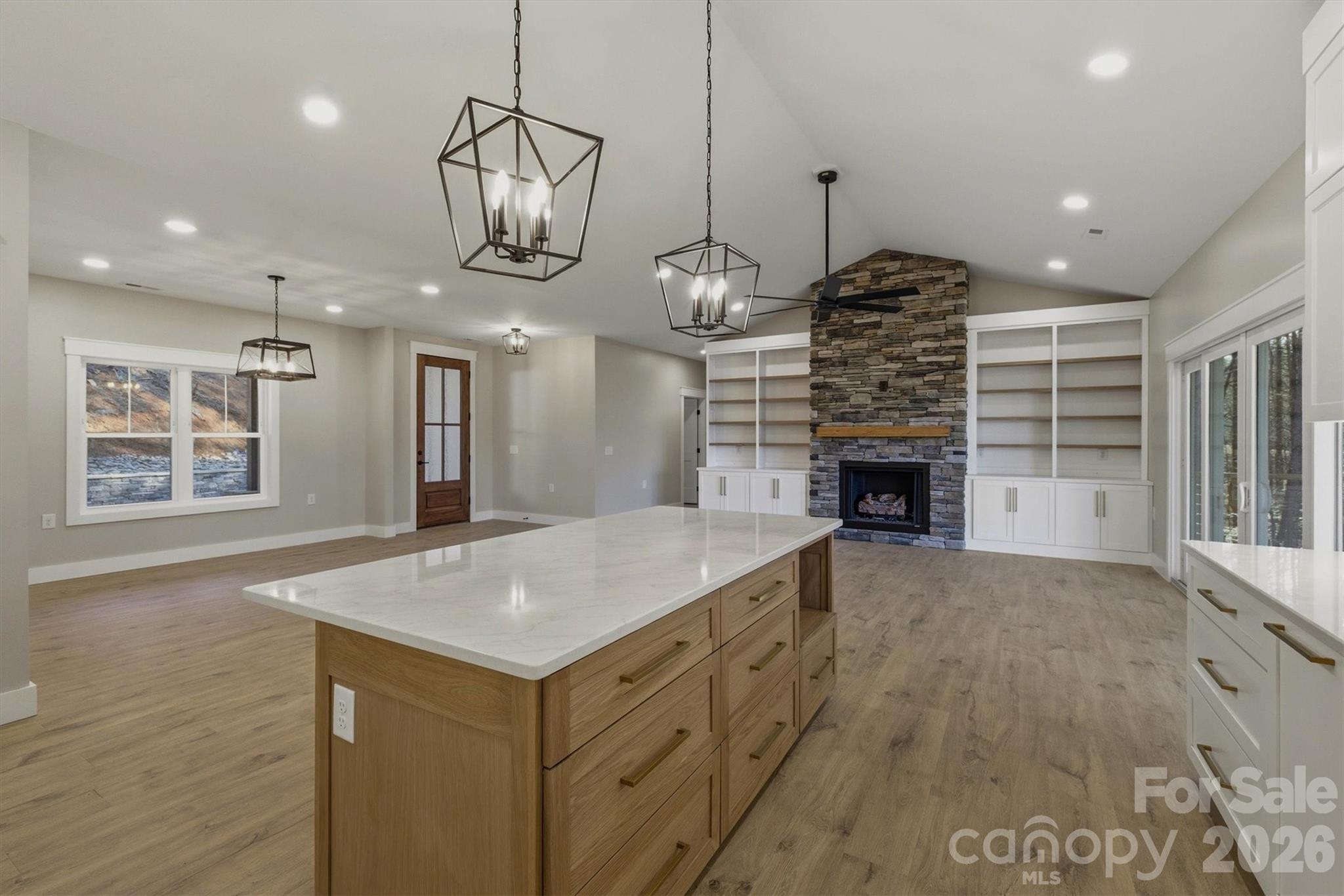 291 Table Rock Trace Property Photo 5