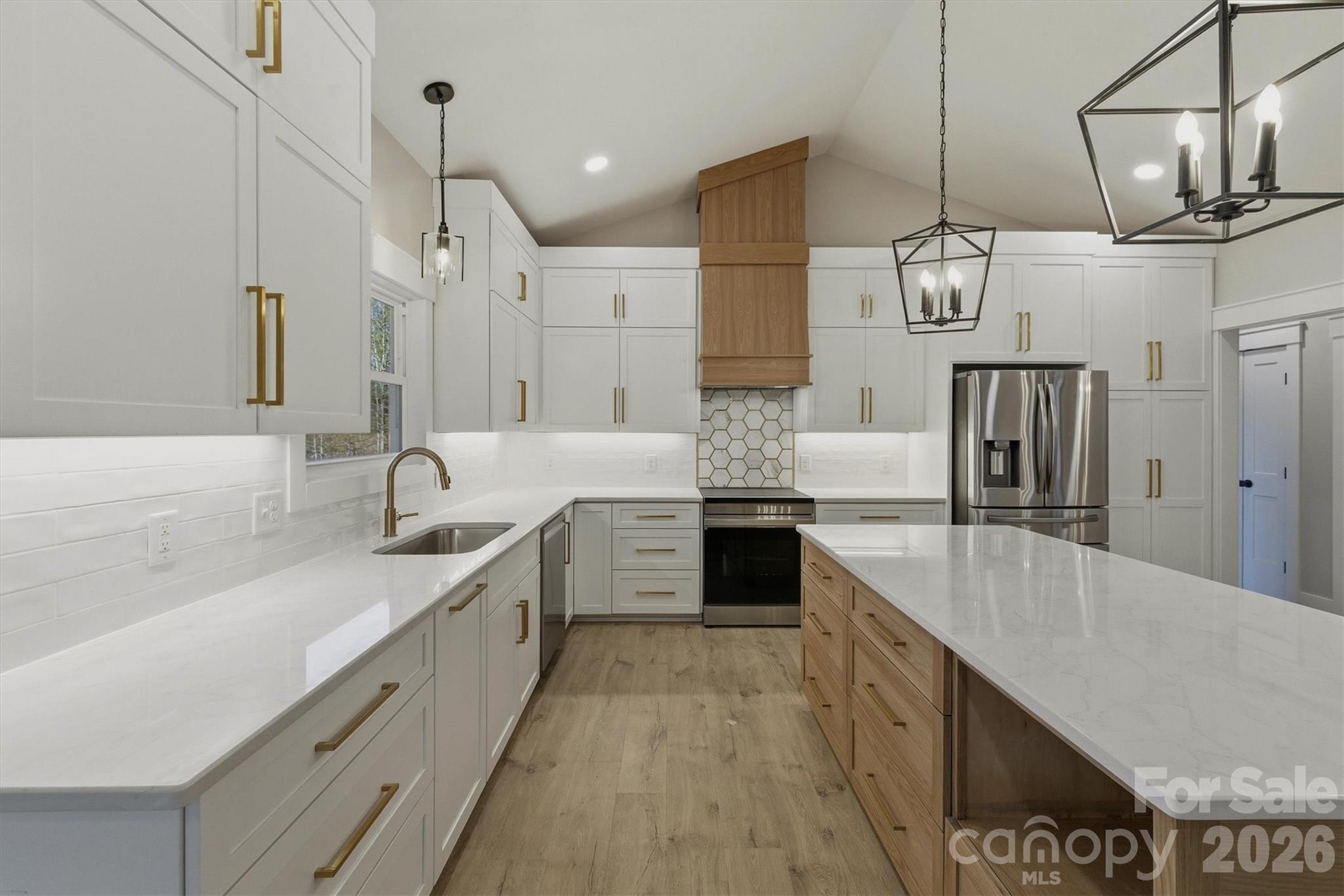 291 Table Rock Trace Property Photo 7
