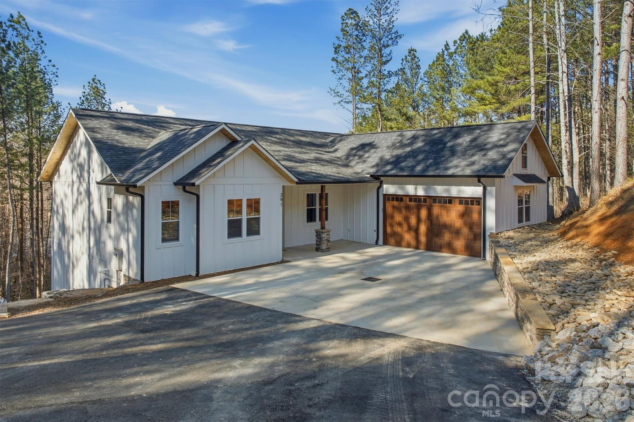 291 Table Rock Trace Property Photo 28