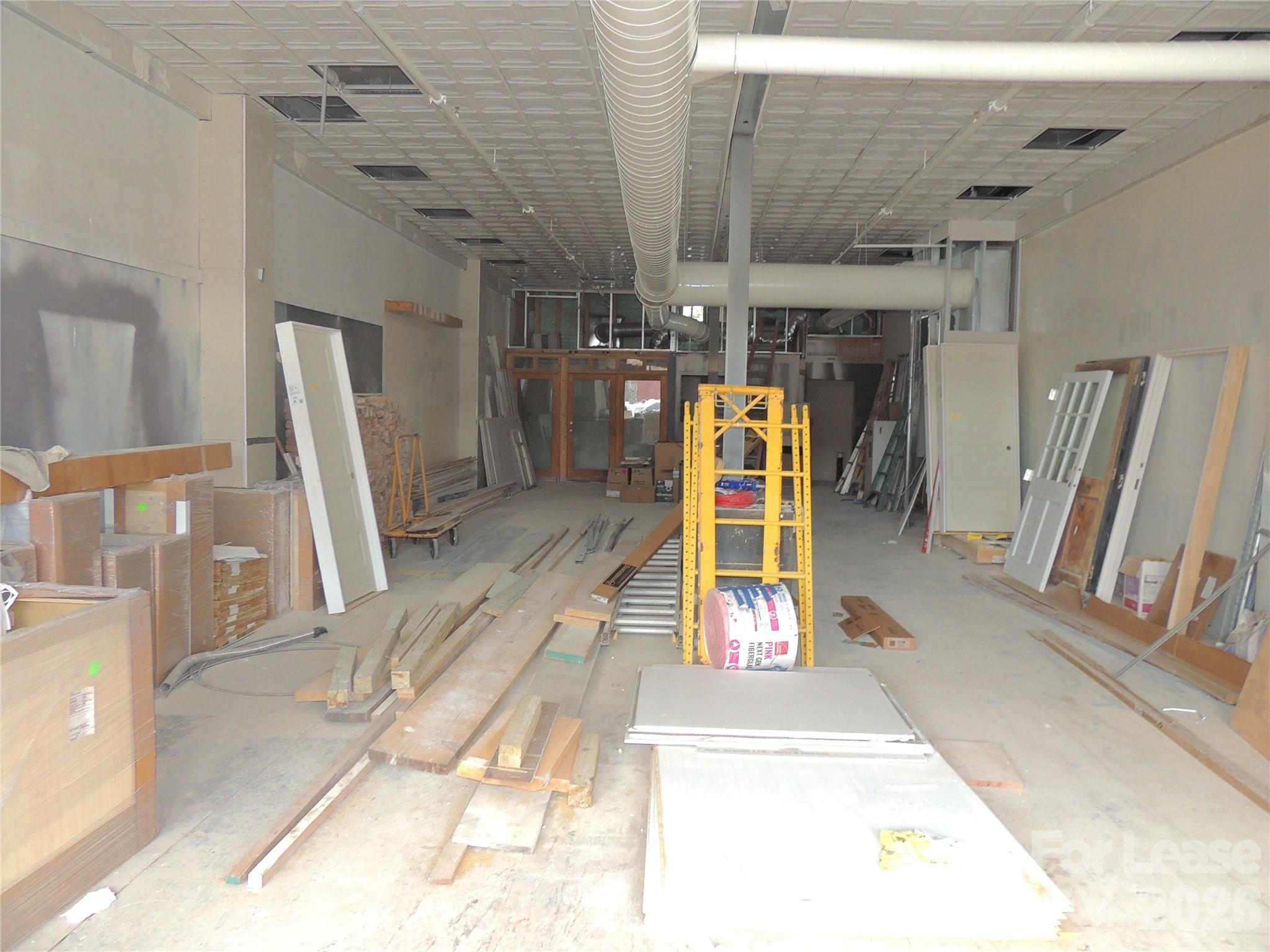 126 W Court Street Property Photo 4