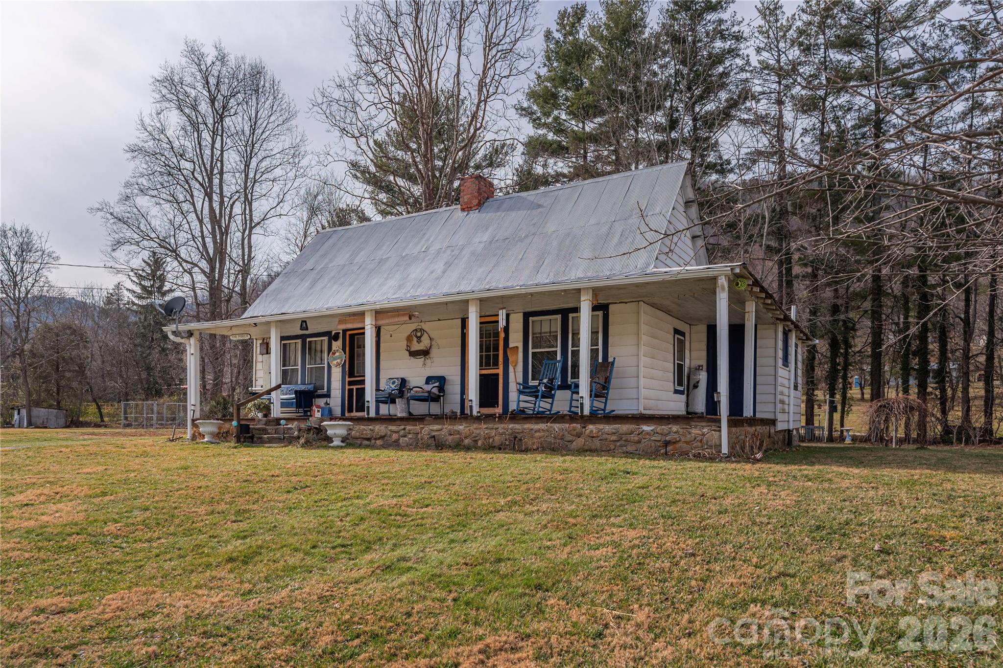 1496 Allens Creek Road Property Photo 1