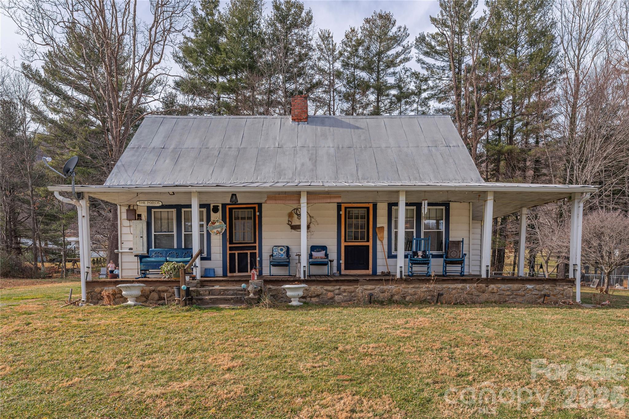 1496 Allens Creek Road Property Photo 5
