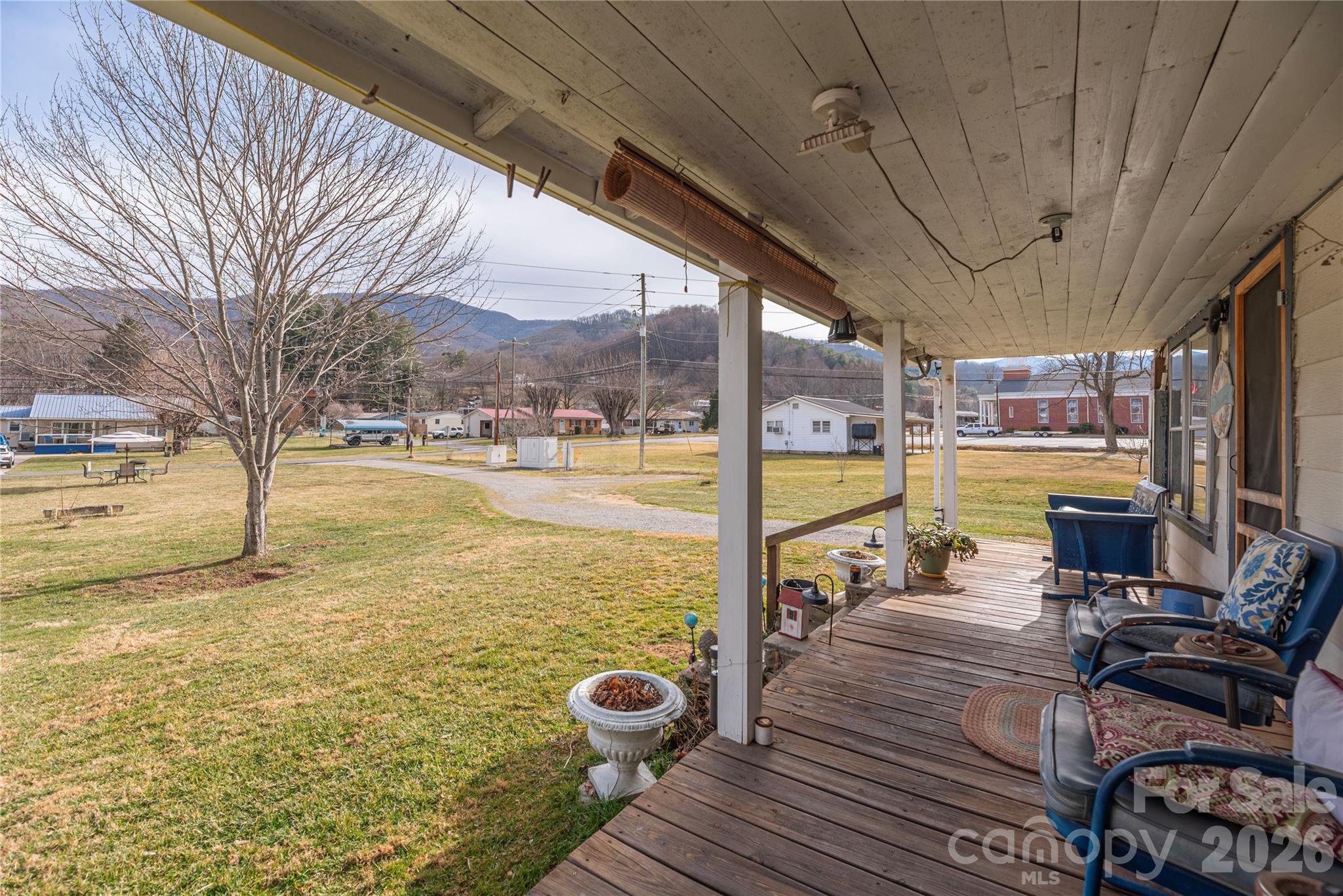 1496 Allens Creek Road Property Photo 6