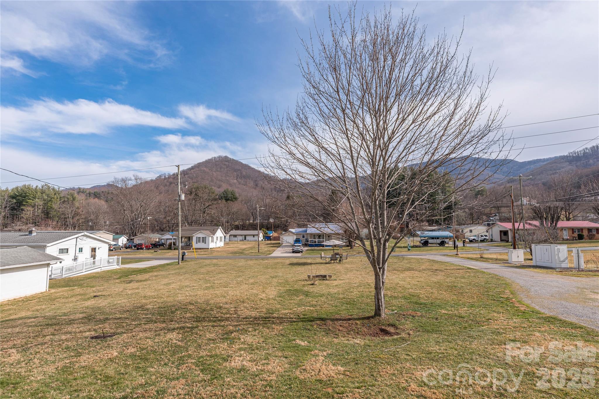 1496 Allens Creek Road Property Photo 7
